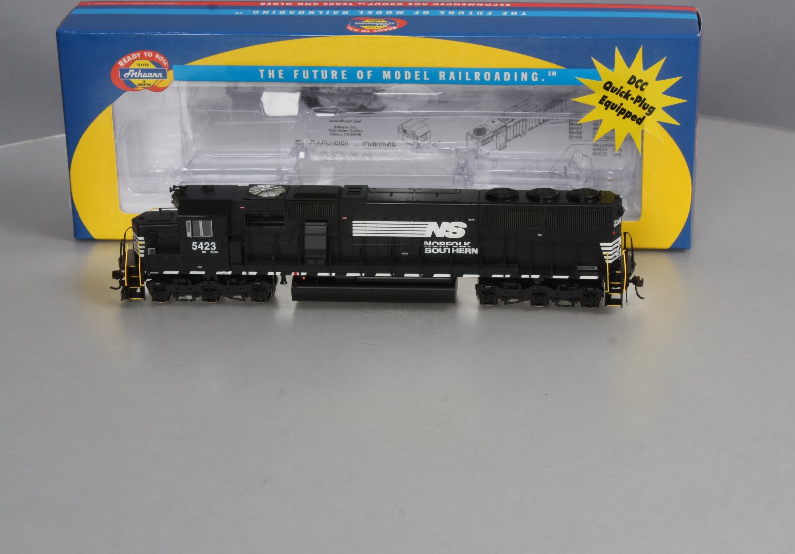 Athearn 80984 HO Scale Norfolk Southern SD50 Diesel Locomotive #5423 ...