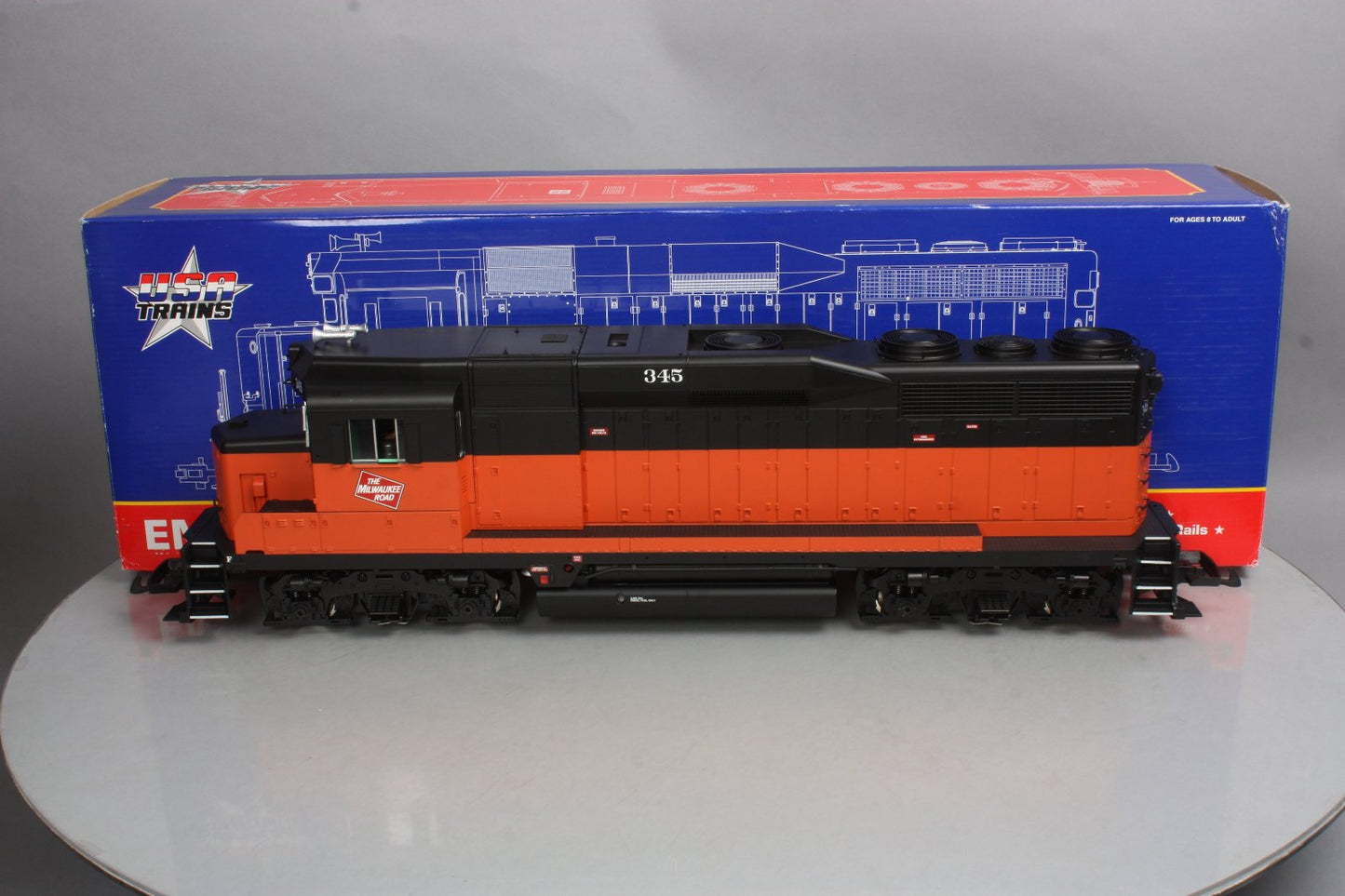 USA Trains 22464 G Milwaukee GP30 Powered Diesel Locomotive