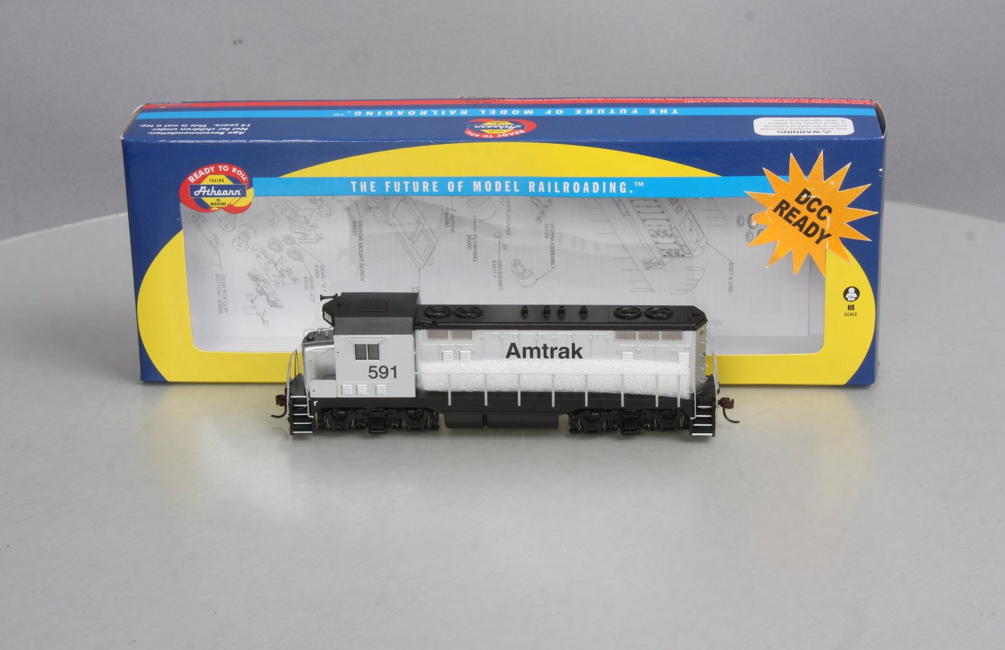 Athearn 89931 HO RTR CF7 Amtrak #591