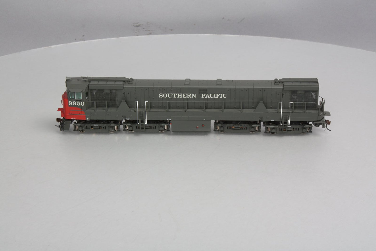 Athearn 88678 HO Southern Pacific GE U50 Diesel Locomotive #9950 - DCC Ready