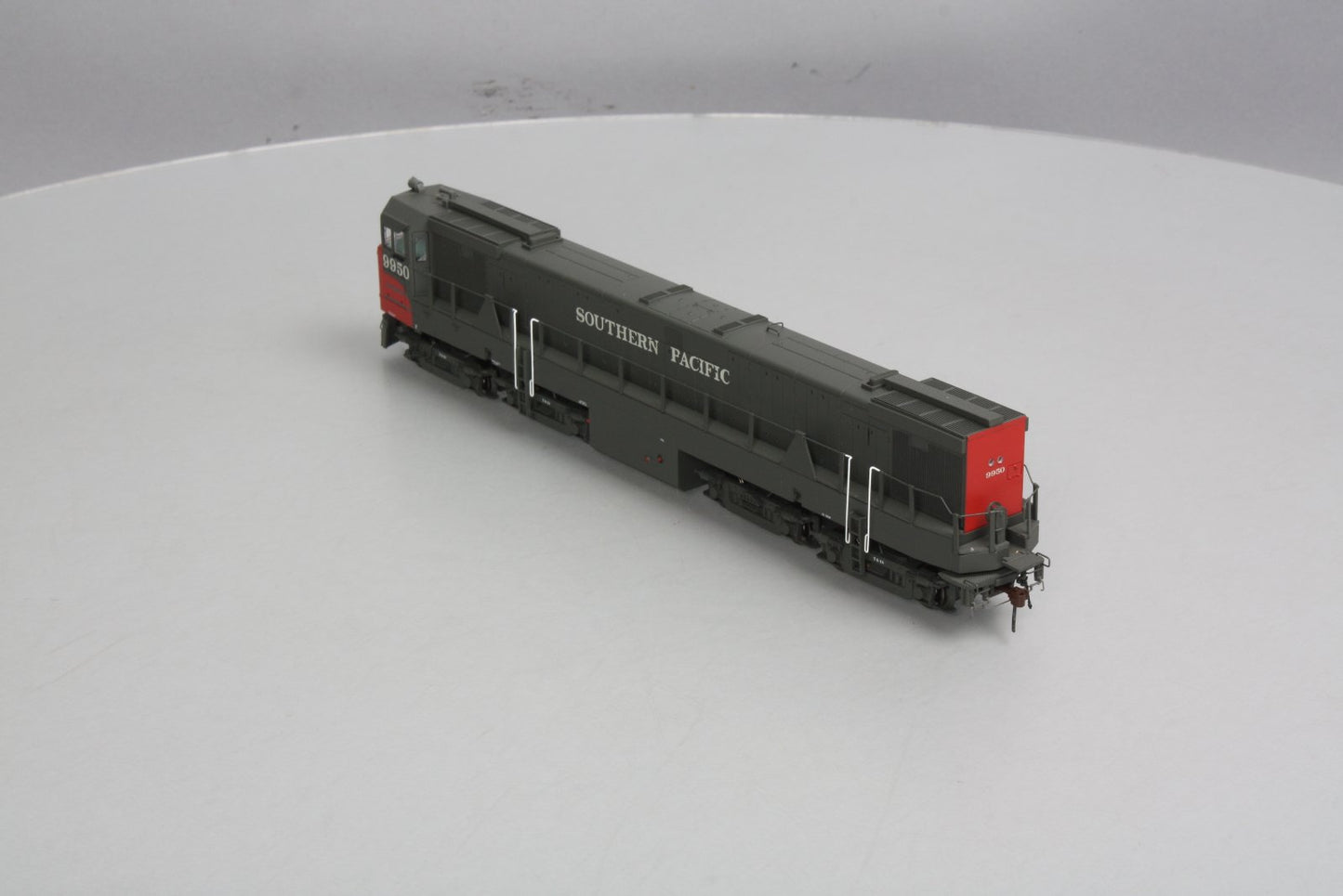 Athearn 88678 HO Southern Pacific GE U50 Diesel Locomotive #9950 - DCC Ready