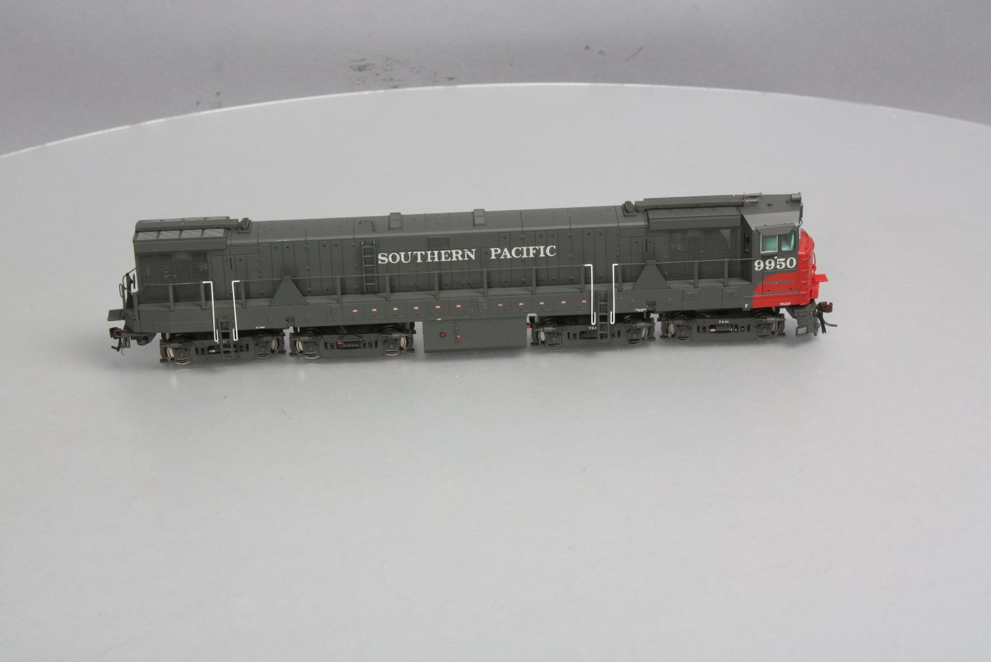 Athearn 88678 HO Southern Pacific GE U50 Diesel Locomotive #9950 - DCC Ready