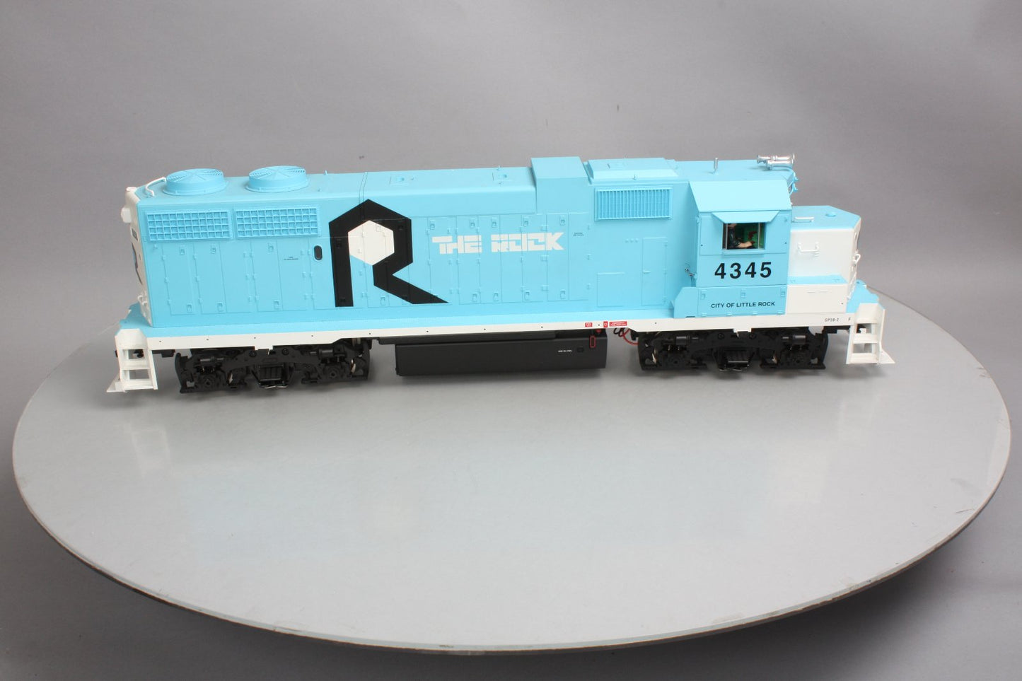 USA Trains 22217 Rock Island GP38-2 Diesel Locomotive #4345