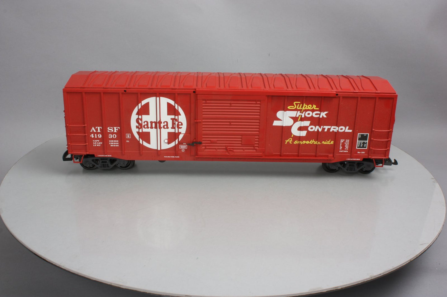 LGB 41930 G Gauge Santa Fe Super Shock Control Boxcars #41930 – Trainz