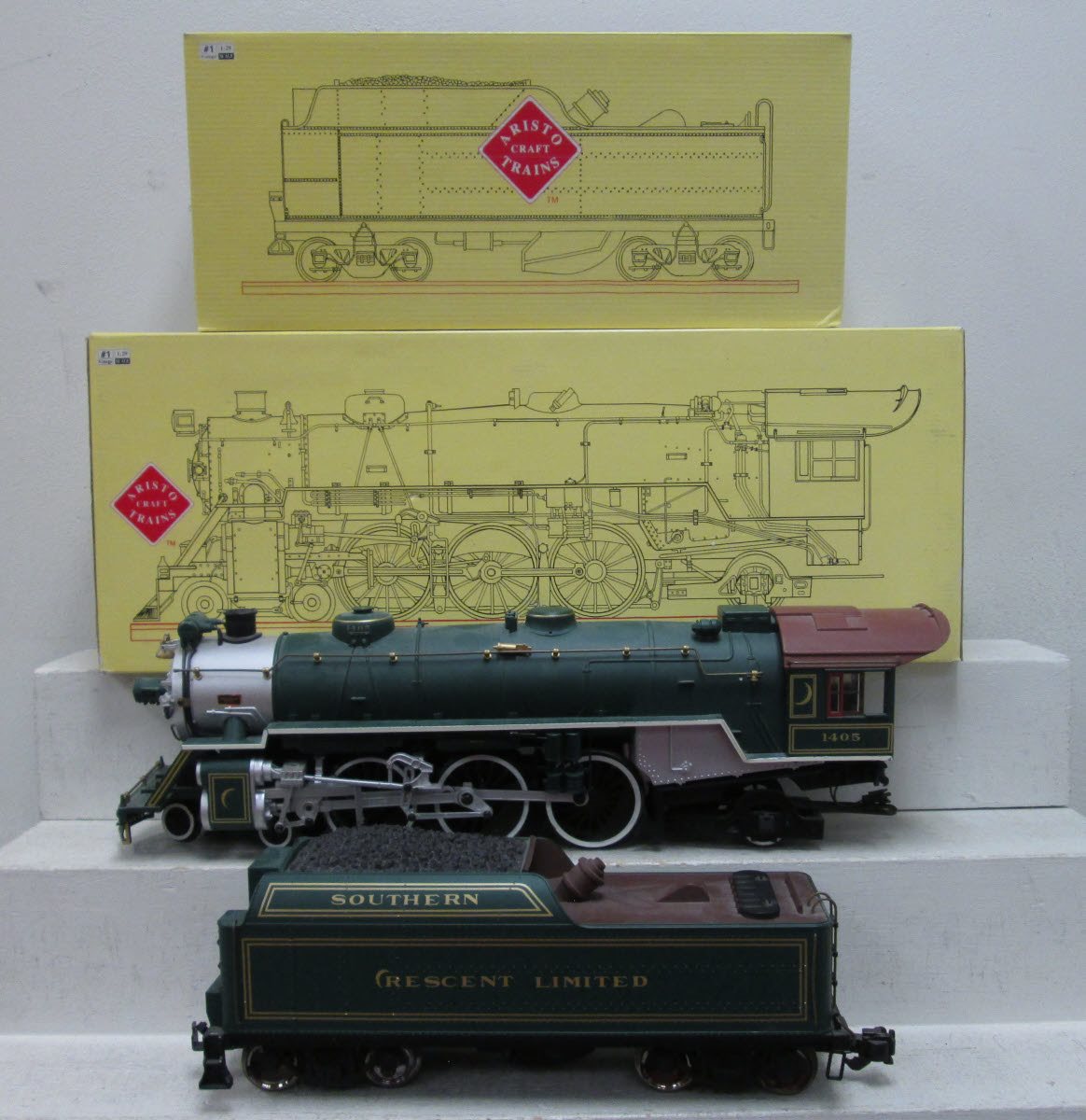 Aristo-Craft 21405 Southern 4-6-2 Pacific Steam Locomotive & Tender w/Sound