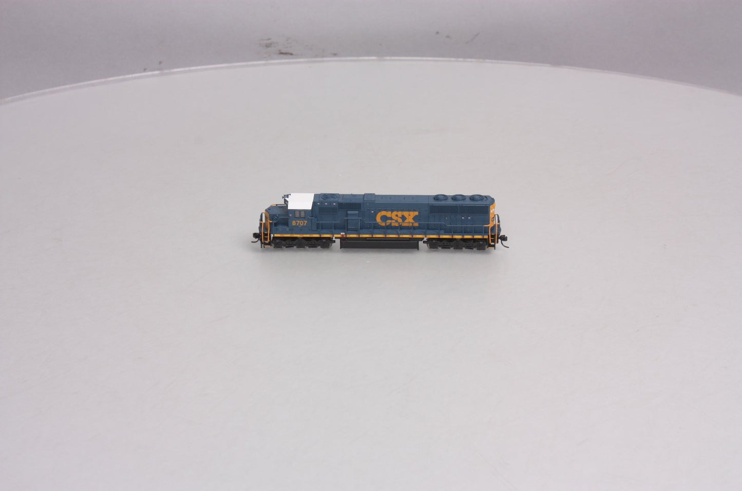 Atlas 49056 N Scale CSX SD60 Diesel Locomotive #8707