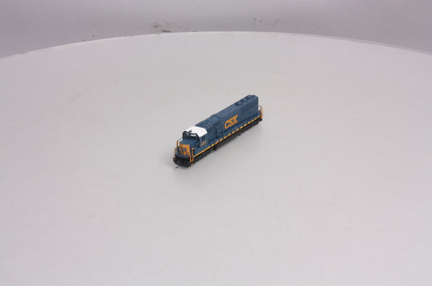 Atlas 49056 N Scale CSX SD60 Diesel Locomotive #8707