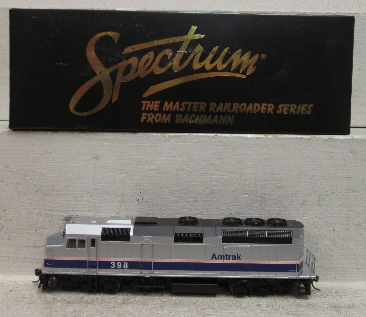 Bachmann 87025 HO Scale AMTRAK F40PH PHIV Diesel