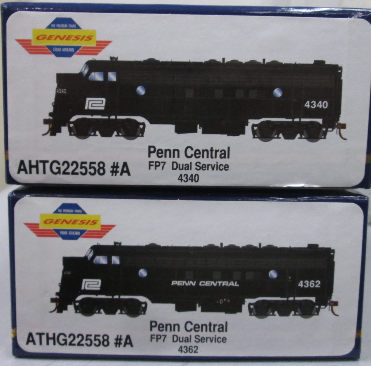 Athearn G22558 HO Penn Central EMD FP7 A/A Diesel Locomotive #4340, #4362