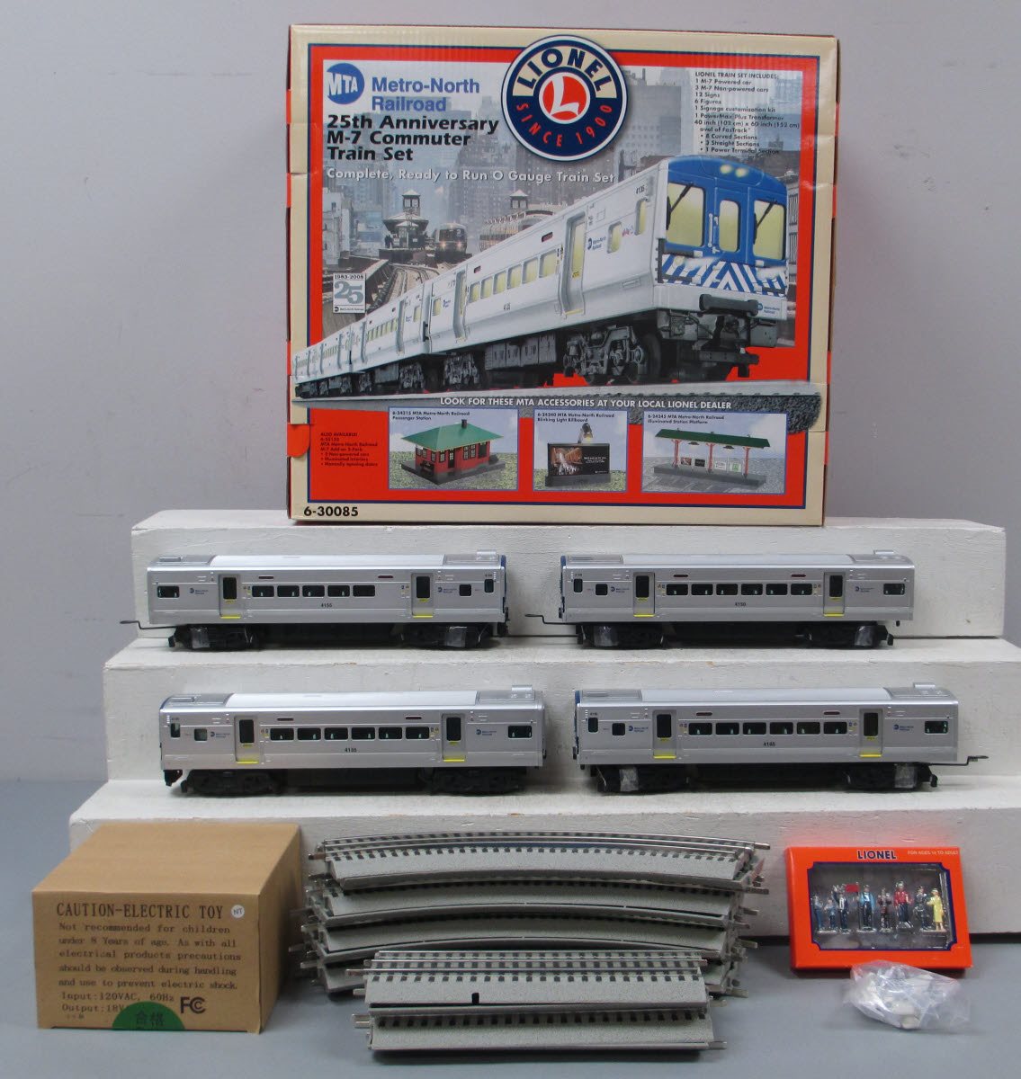 Lionel 6-30085 O Gauge MTA North 25th Anniversary M7 Commuter Set