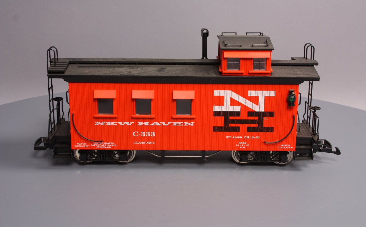 USA Trains R12010 New Haven Wood Side Caboose (Metal Wheels)