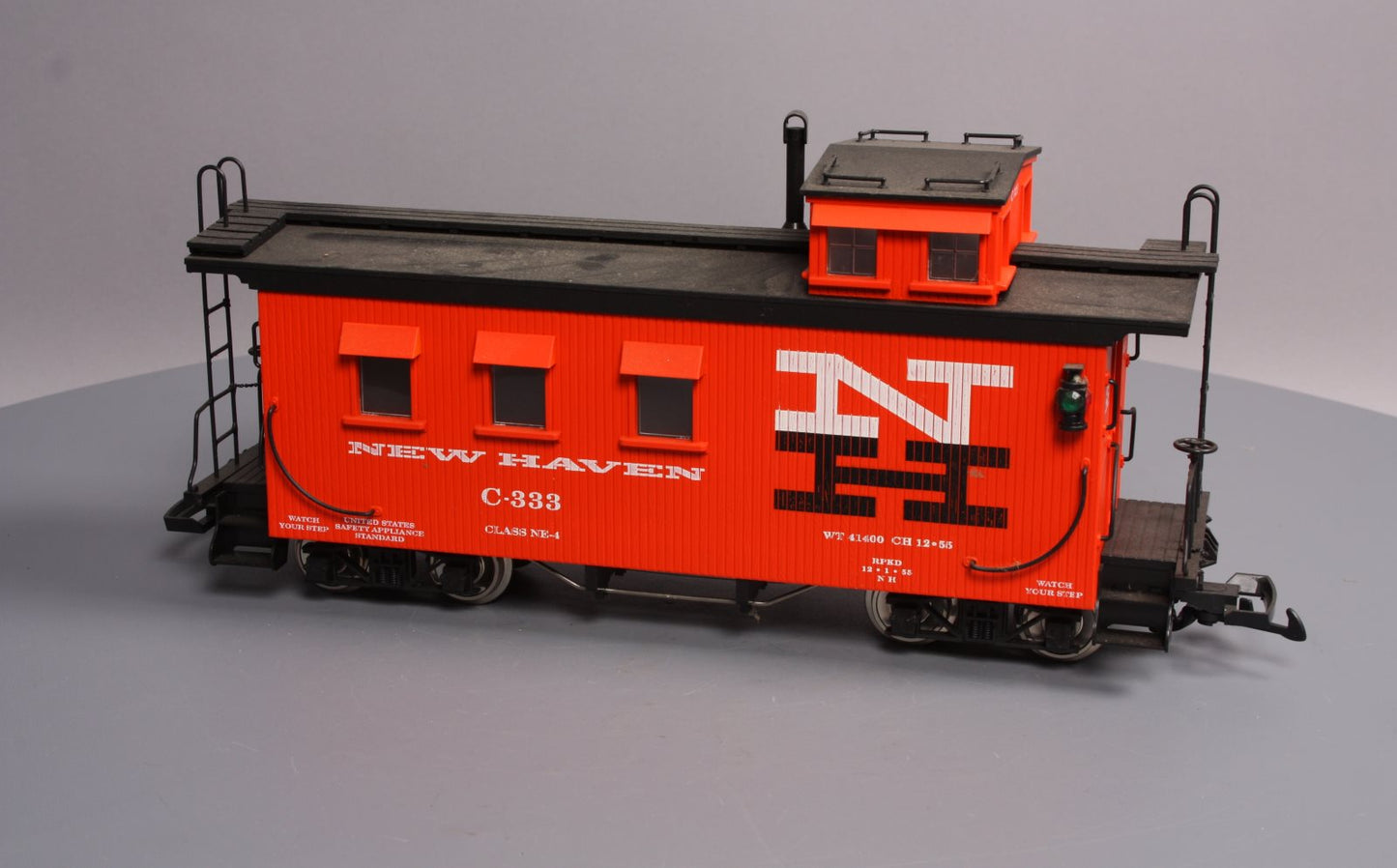 USA Trains R12010 New Haven Wood Side Caboose (Metal Wheels)