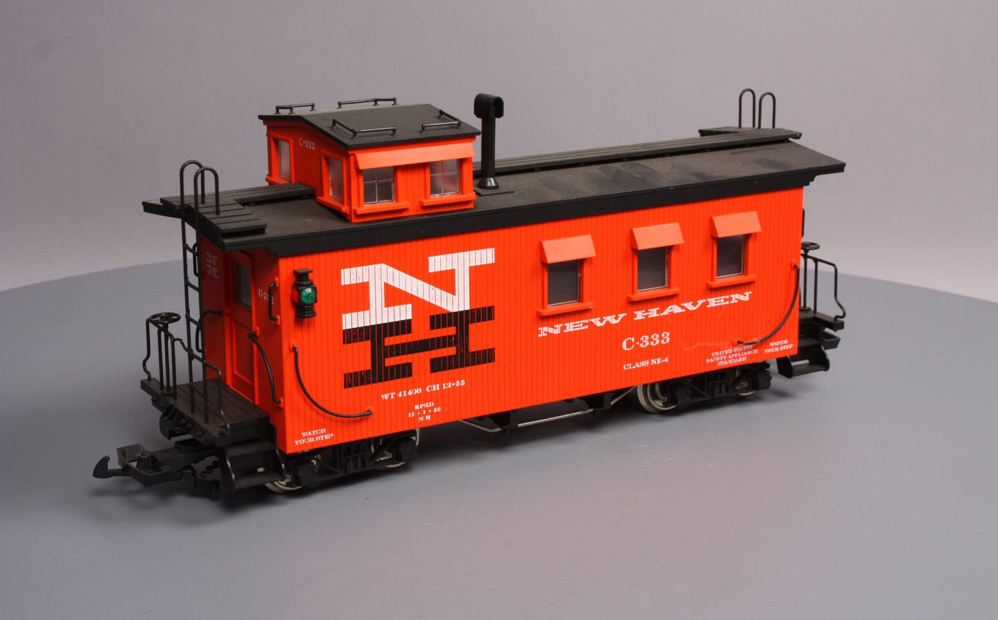 USA Trains R12010 New Haven Wood Side Caboose (Metal Wheels)