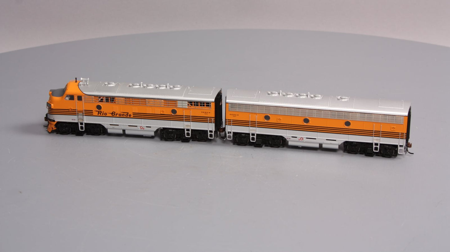 Athearn G22567 HO D&RGW F7 A/B Diesel Locomotive #5604, #5603