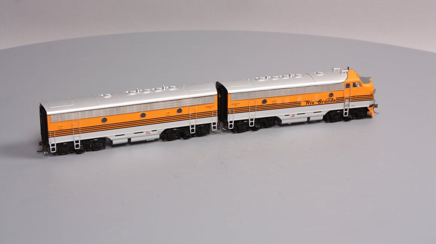 Athearn G22567 HO D&RGW F7 A/B Diesel Locomotive #5604, #5603