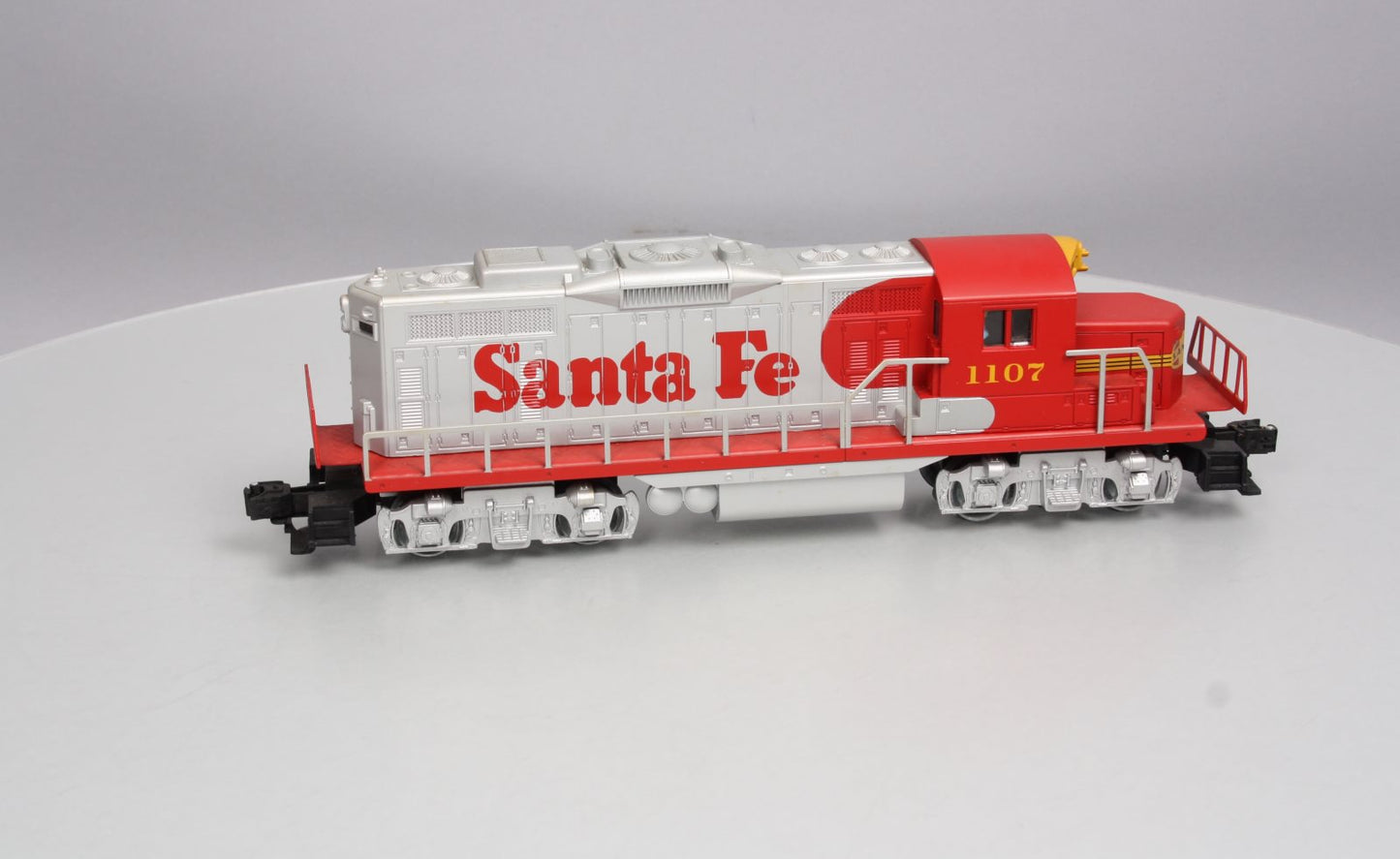 Lionel 6-28875 Santa Fe GP20 Powered Diesel Locomotive #1107