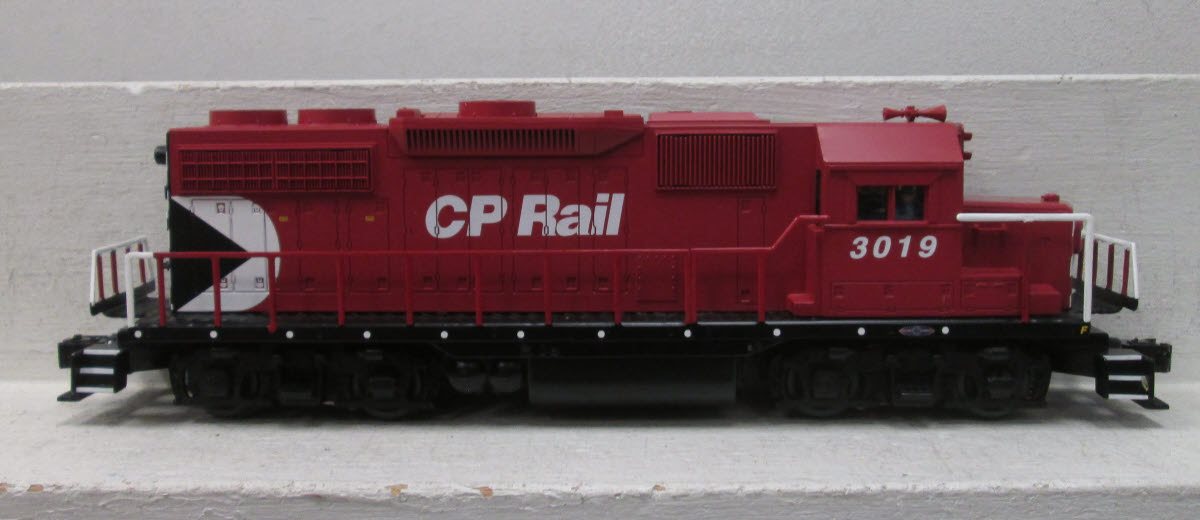 Lionel 6-82825 Canadian Pacific LionChief+ GP38 Diesel Locomotive #3019