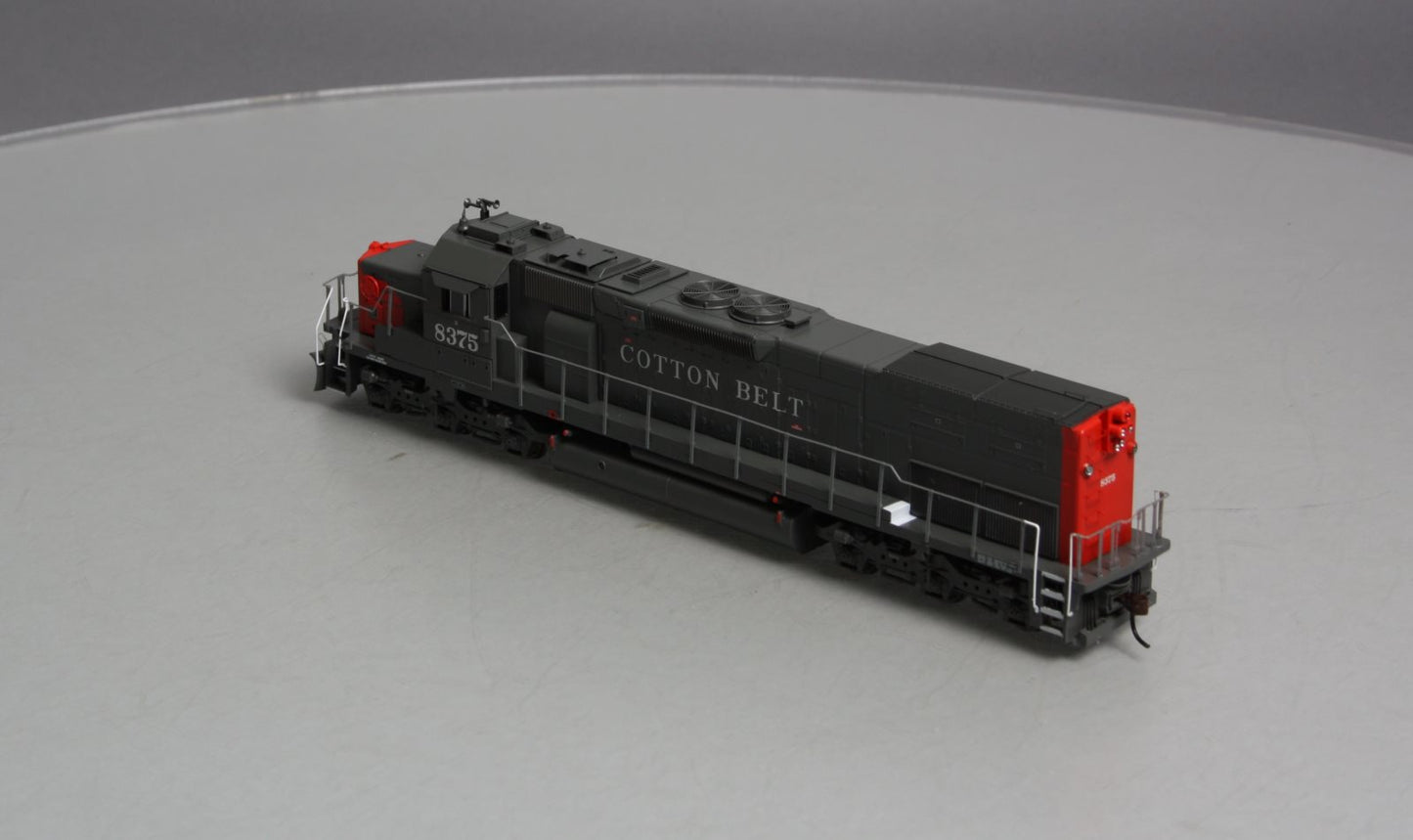 Athearn 95126 HO Cotton Belt SD40T-2 Powered Diesel Locomotive #8375