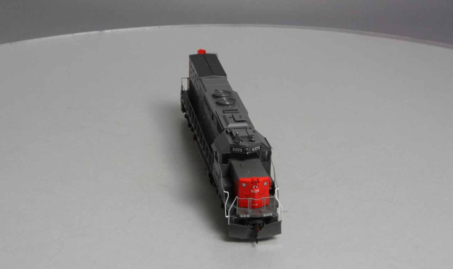 Athearn 95126 HO Cotton Belt SD40T-2 Powered Diesel Locomotive #8375