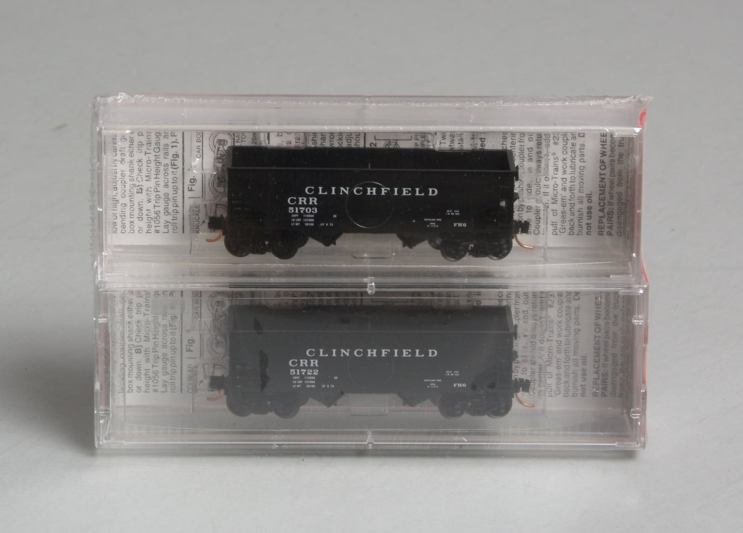 Micro-Trains 05500102 N Clinchfield 33' Twin Bay Offset Side Hopper (Set of 2)