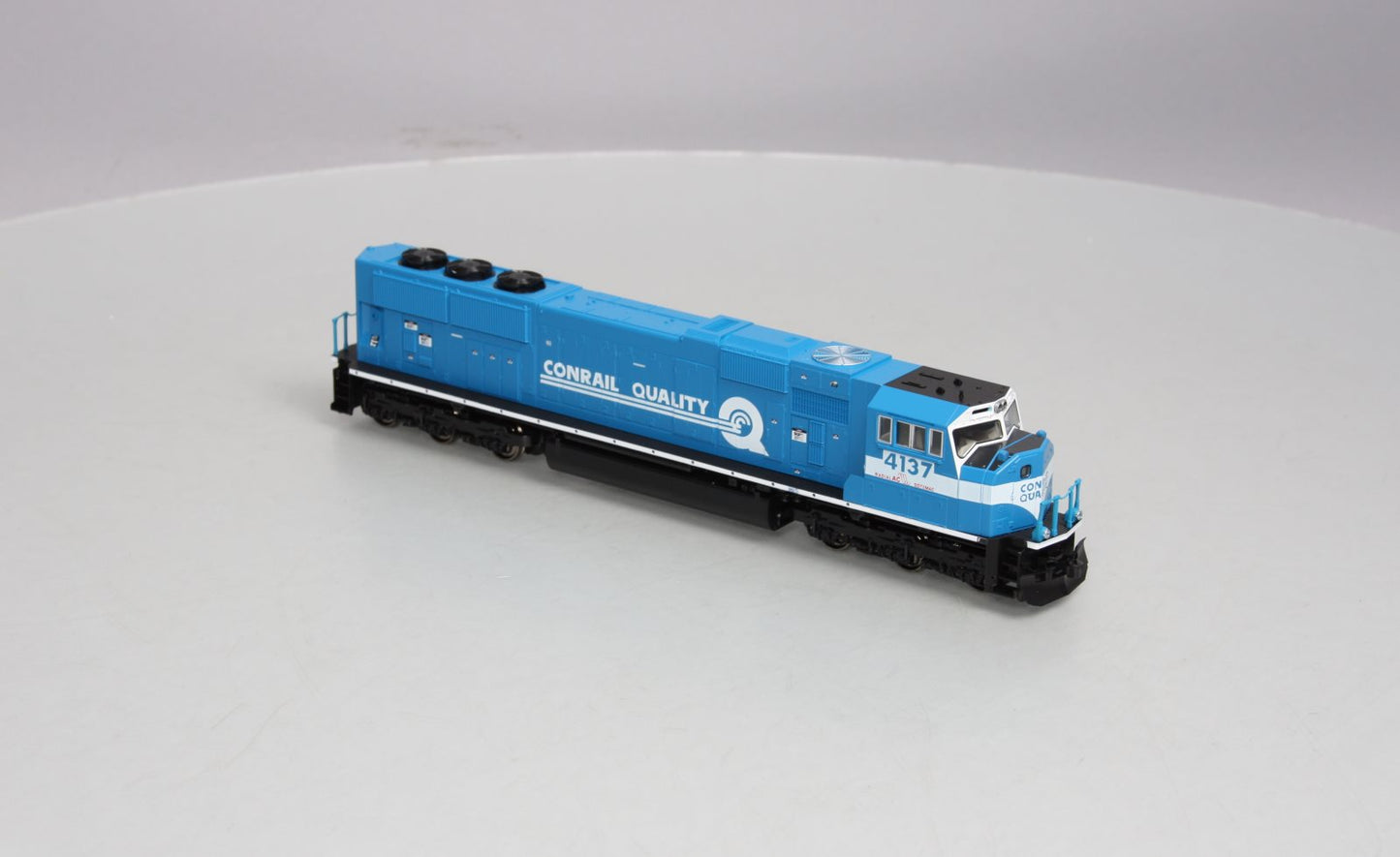 Kato 37-6406 HO Conrail SD70MAC Diesel Locomotive w/Cab Headlight #4137