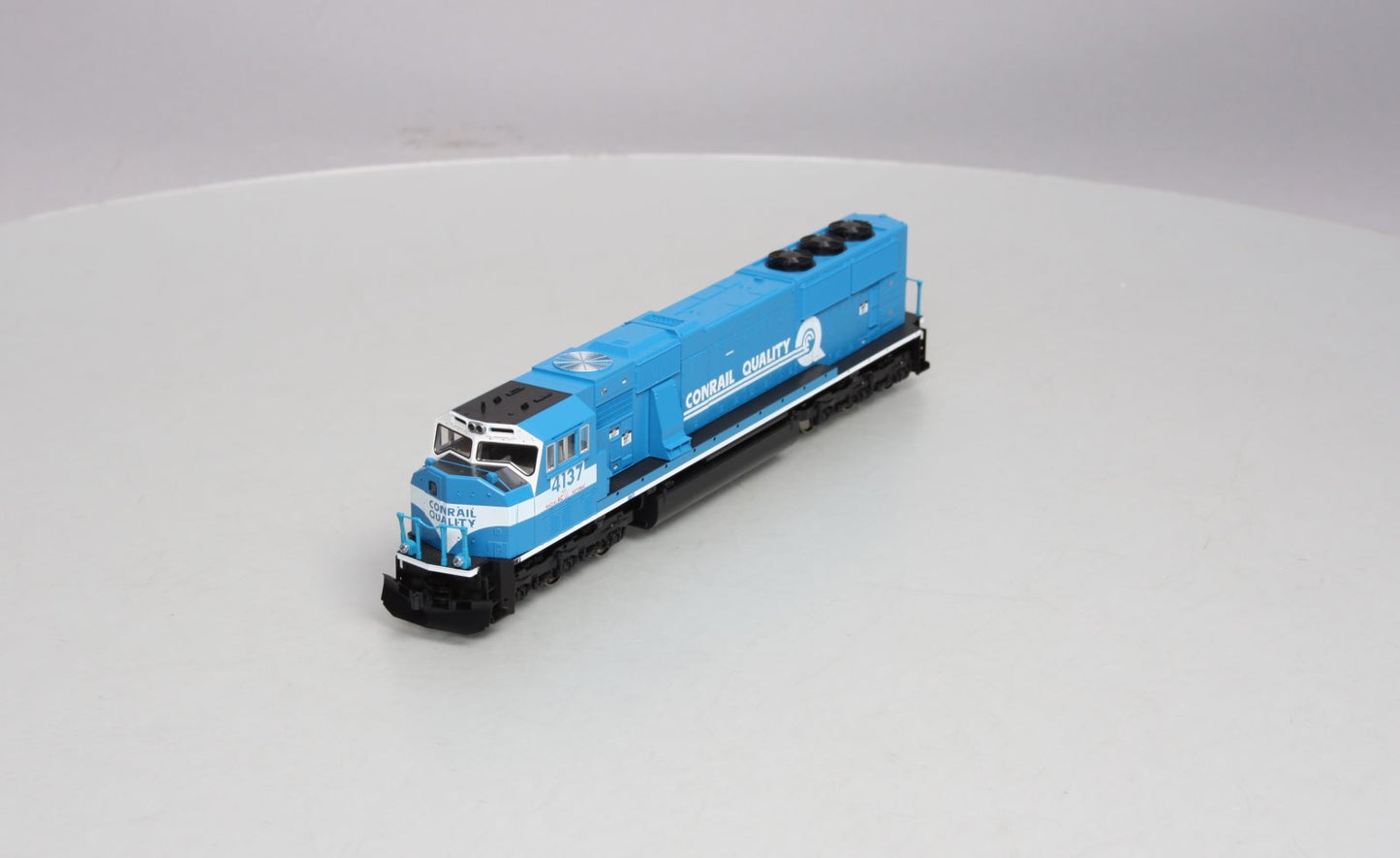 Kato 37-6406 HO Conrail SD70MAC Diesel Locomotive w/Cab Headlight #4137