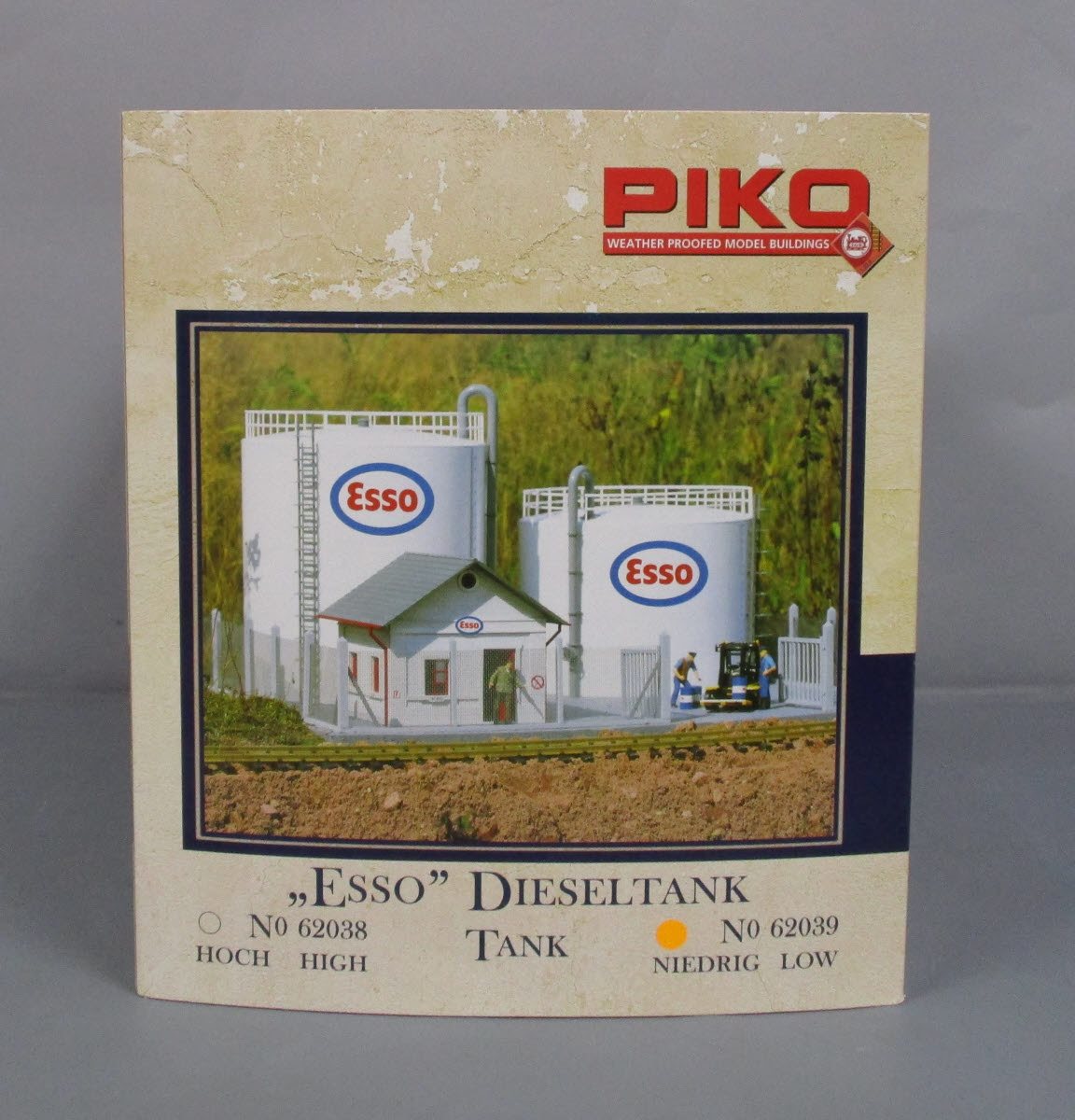 Piko 62039 G Scale ESSO Diesel Tank (Low)