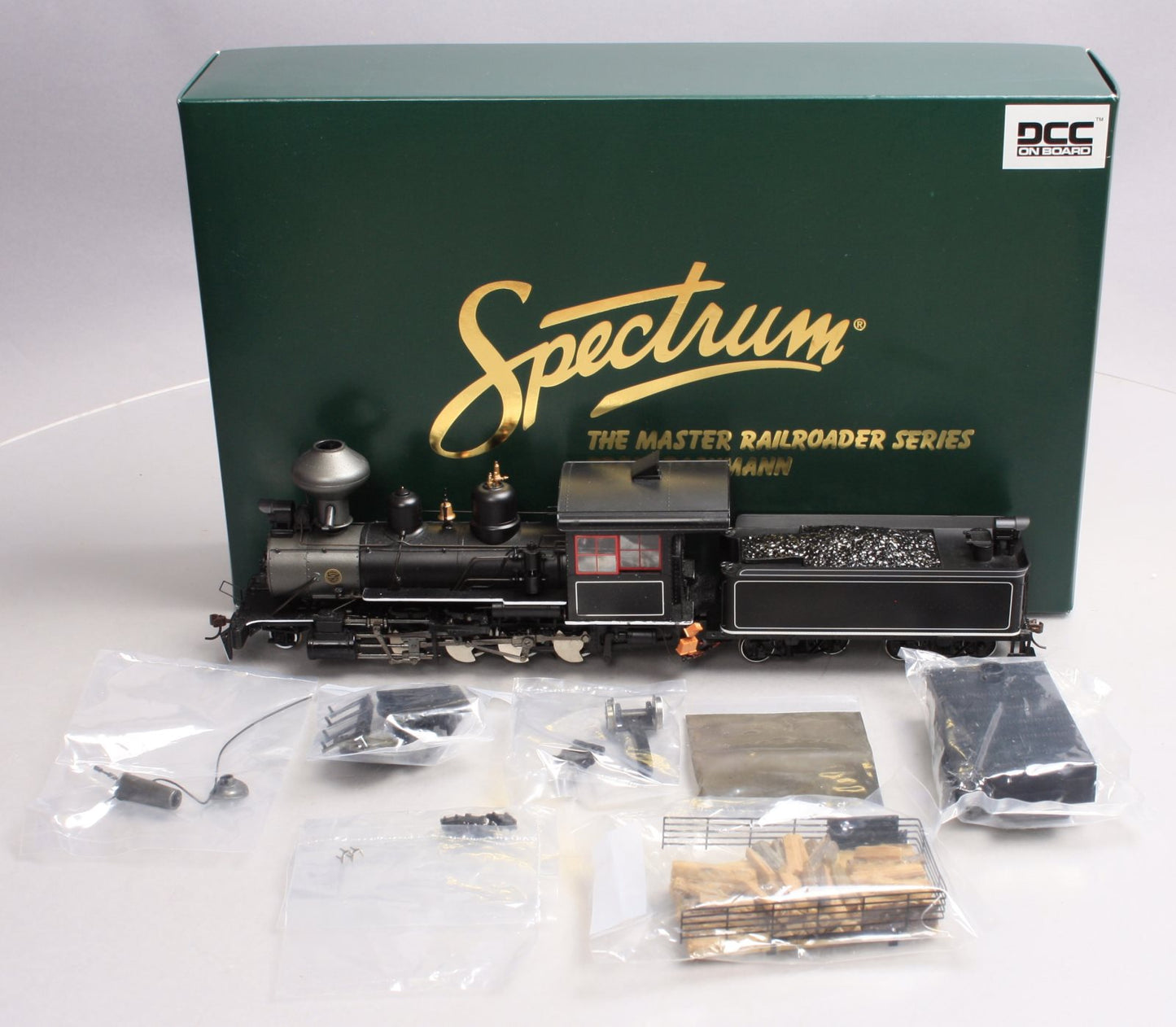 Bachmann 25998 On30 Painted & Unlettered 2-8-0 Steam Locomotive & Tender w/DCC