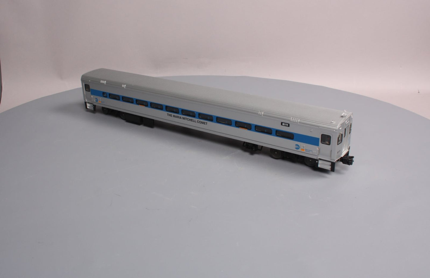 Atlas 62441 Metro North Comet II 6111 Coach (3 Rail)