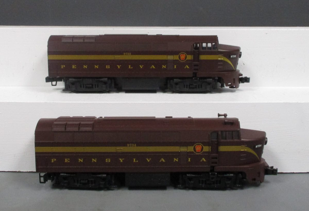 Williams 21904 PRR Sharknose Diesel Locomotive AA Set