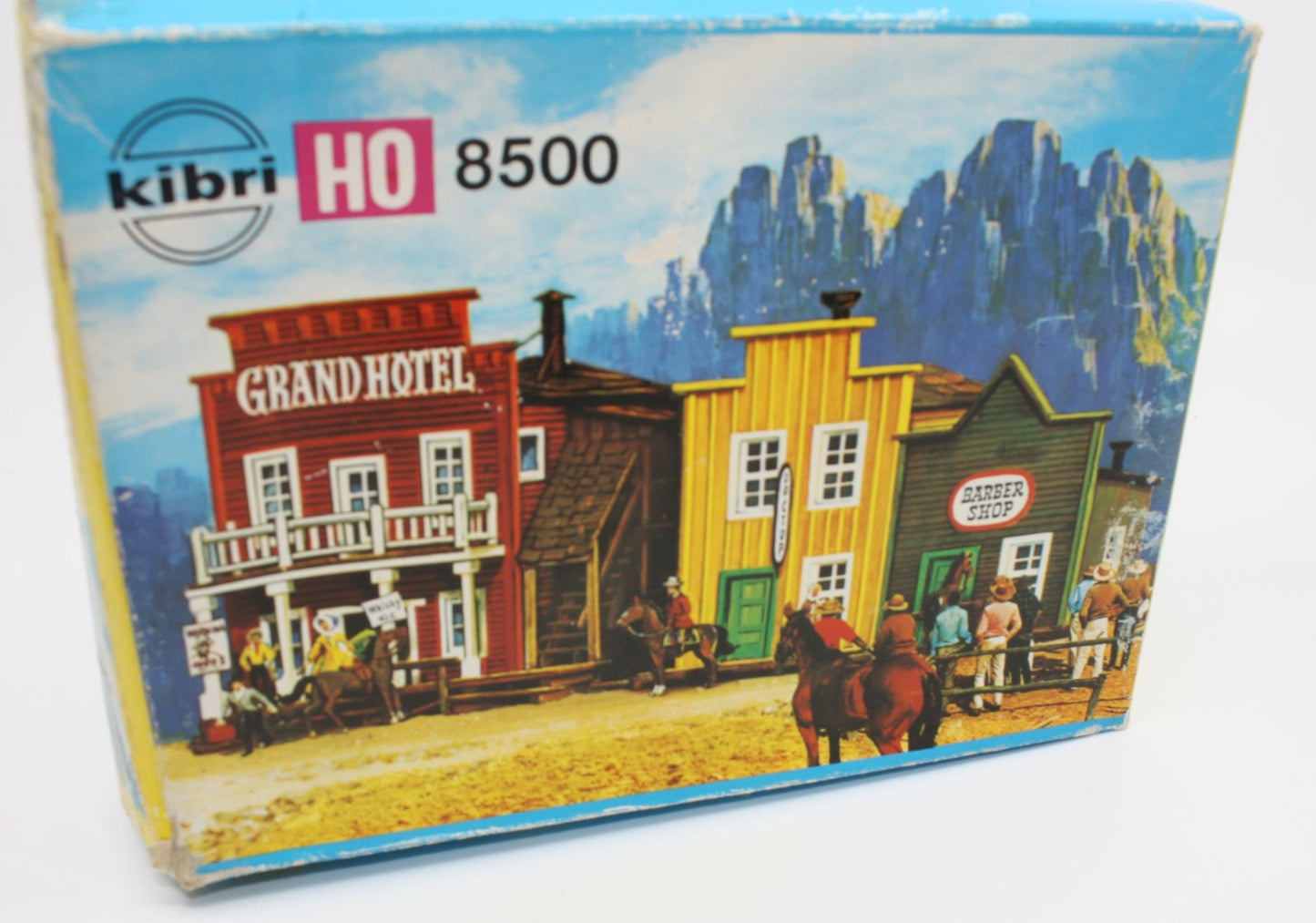 Kibri 8500 HO Grand Hotel and Barber Shop Bulding Kit