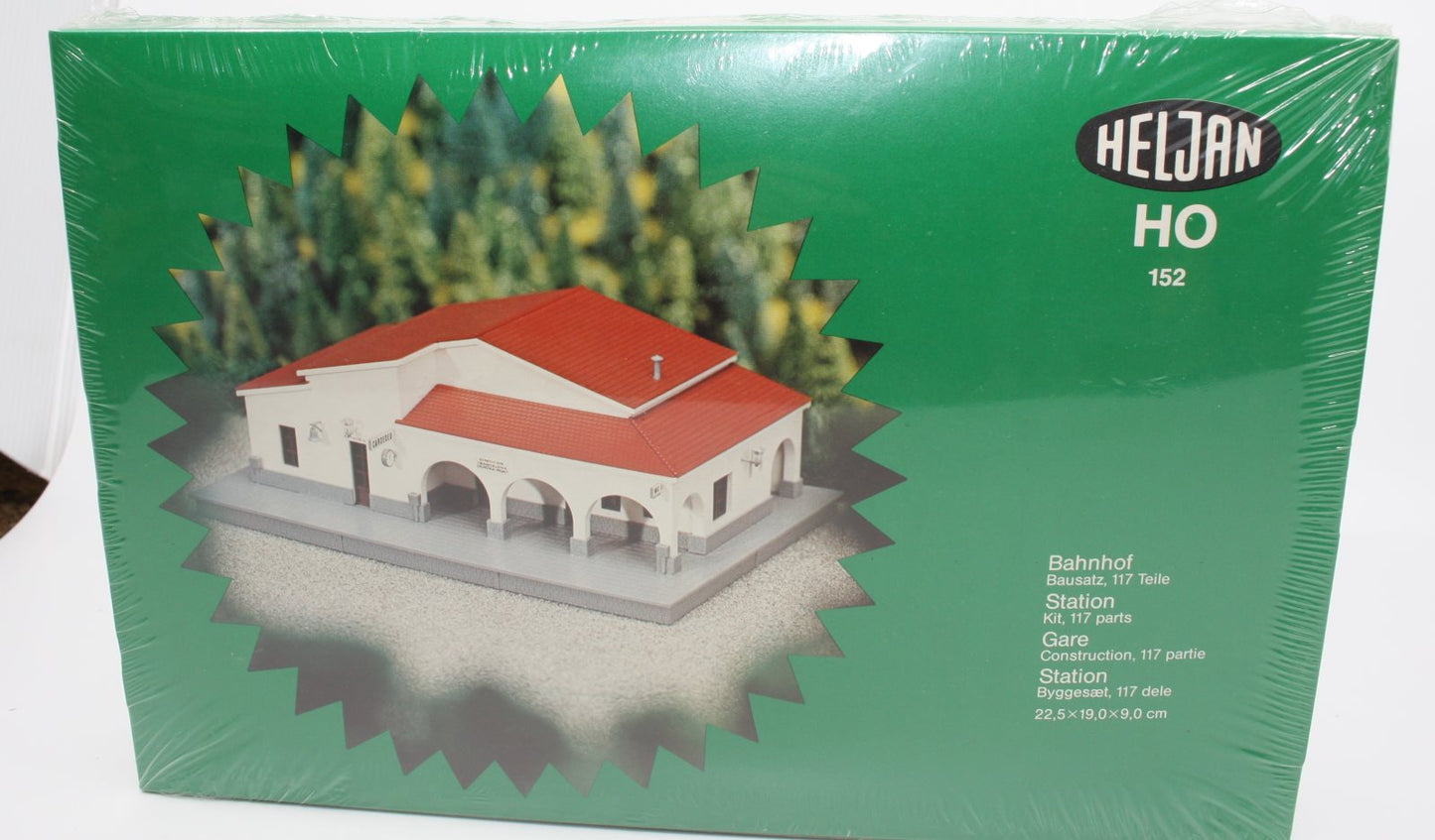 Heljan 152 HO Spanish Style Station Kit