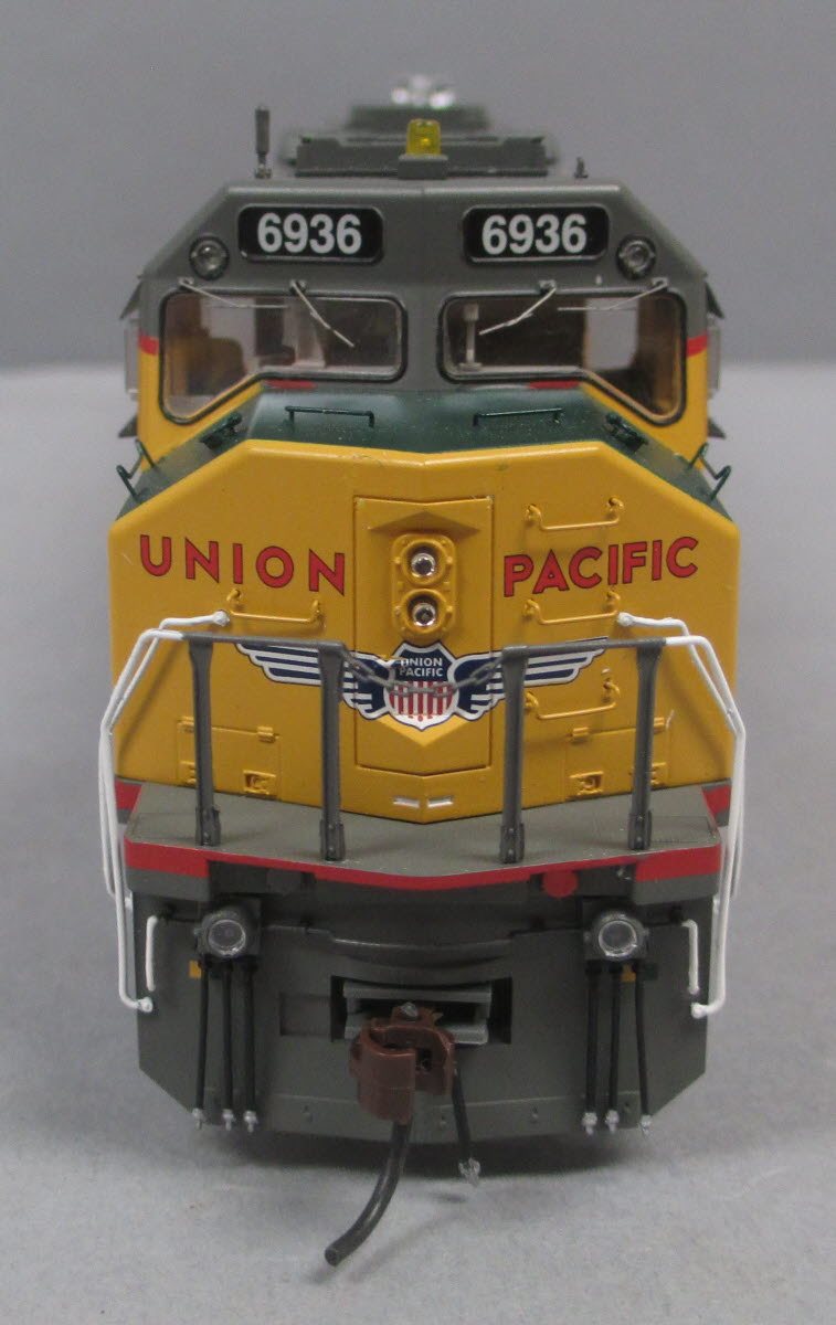 Athearn G69559 HO Union Pacific EMD DDA40X Diesel Locomotive #6936 w/DCC &  Sound