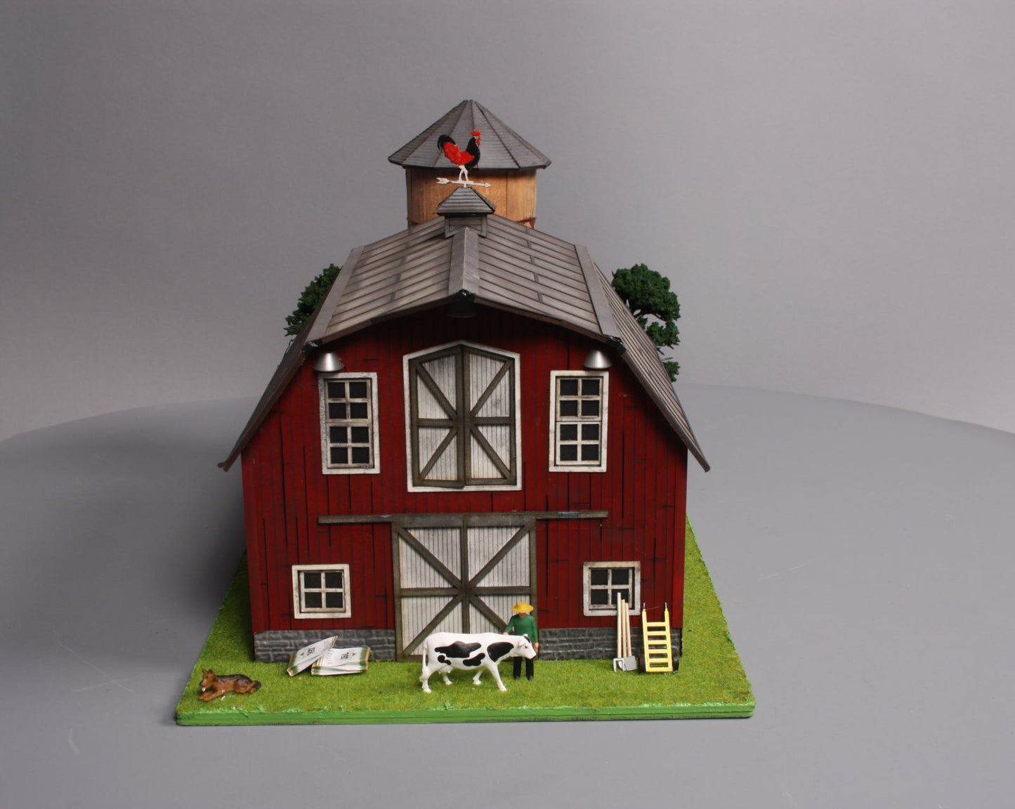 Menards 279-4430 O Scale Red Barn Built-Up