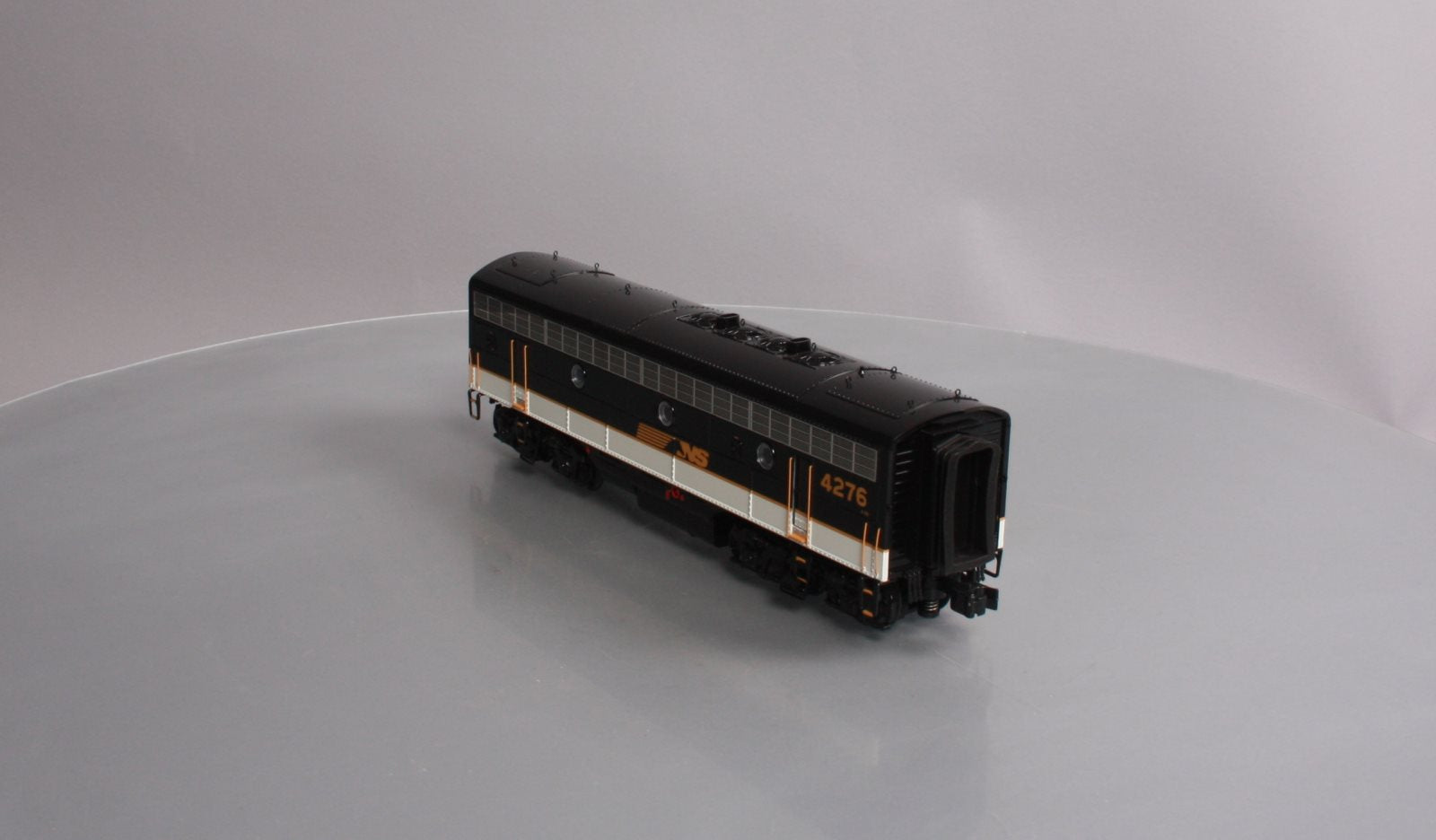 MTH Premier EMD F-7 A&B Unit Diesel engines – Gulf Mobile & Ohio