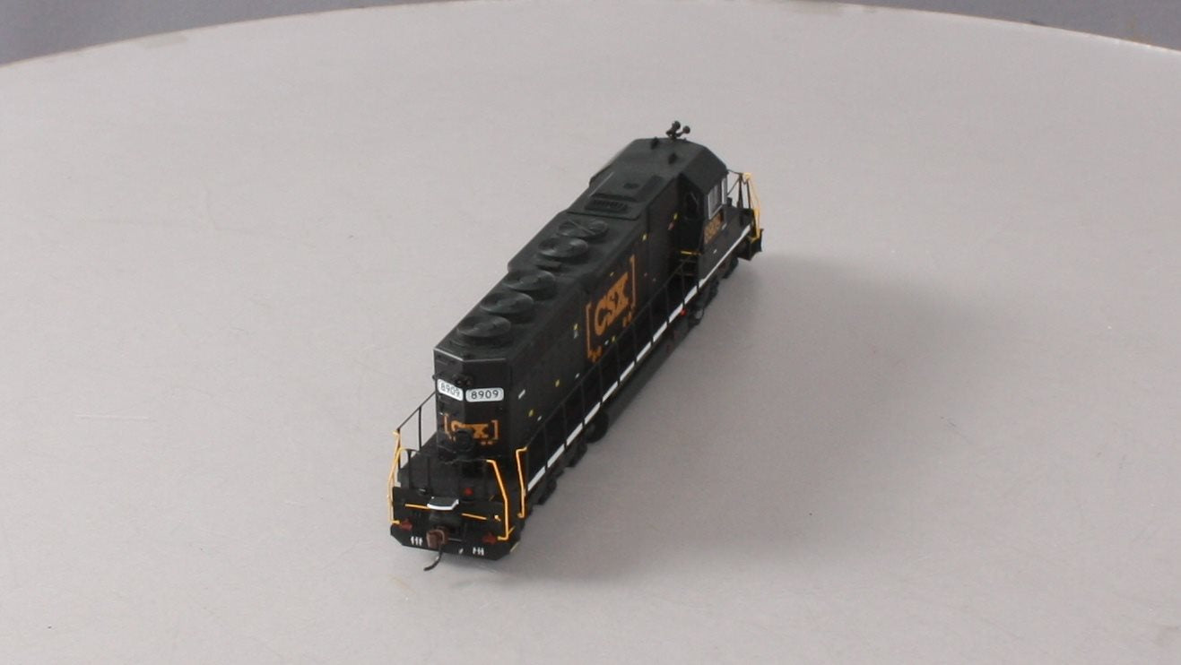 Athearn 88500 HO CSX/Black w/Boxcar Logo RTR SD40 Diesel Locomotive #8909