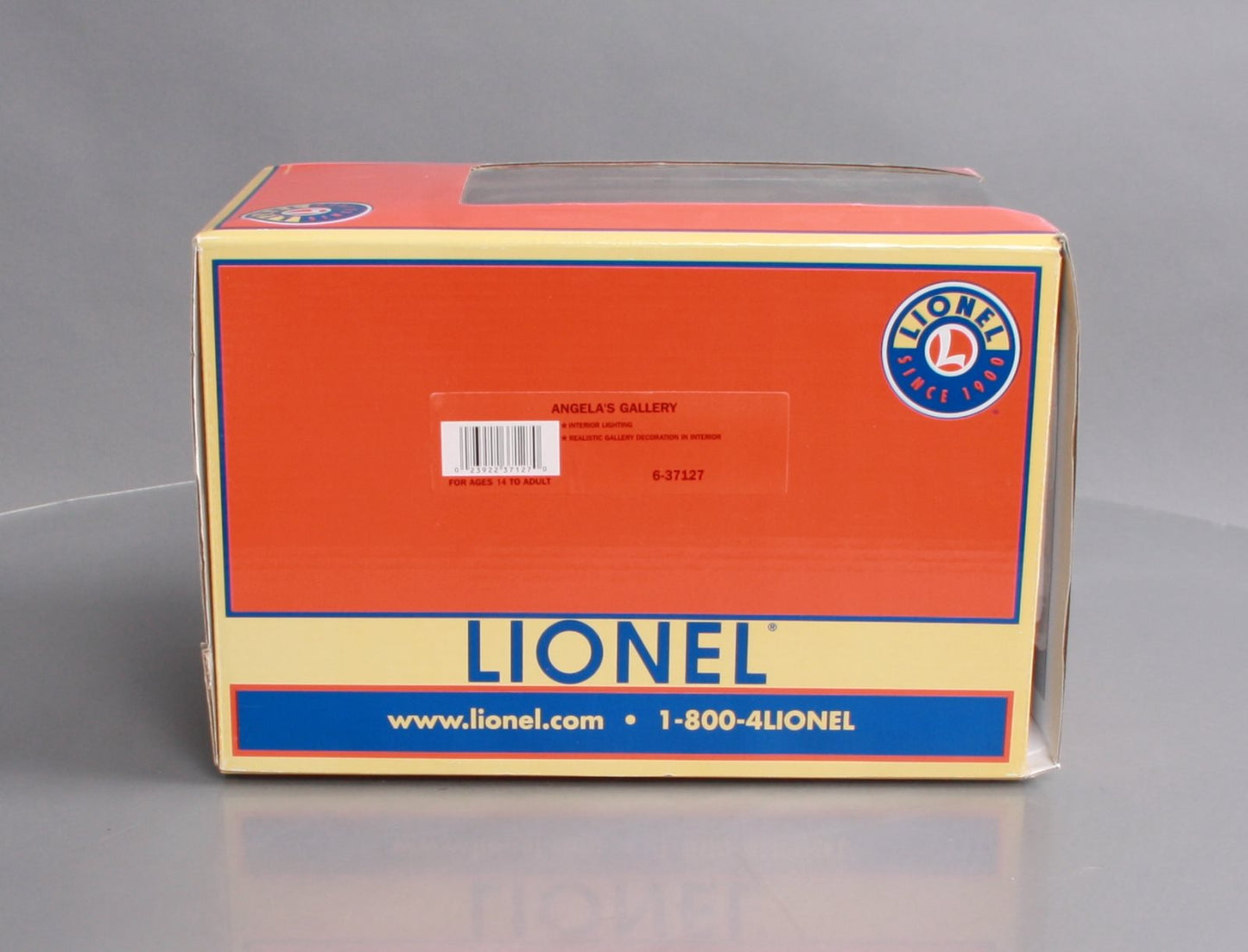 Lionel 6-37127 O Angela Trotta Thomas Gallery Building