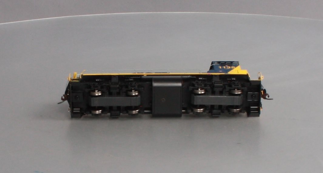 Athearn G66156 HO CSX MP15-AC Diesel Locomotive #1135 with Sound