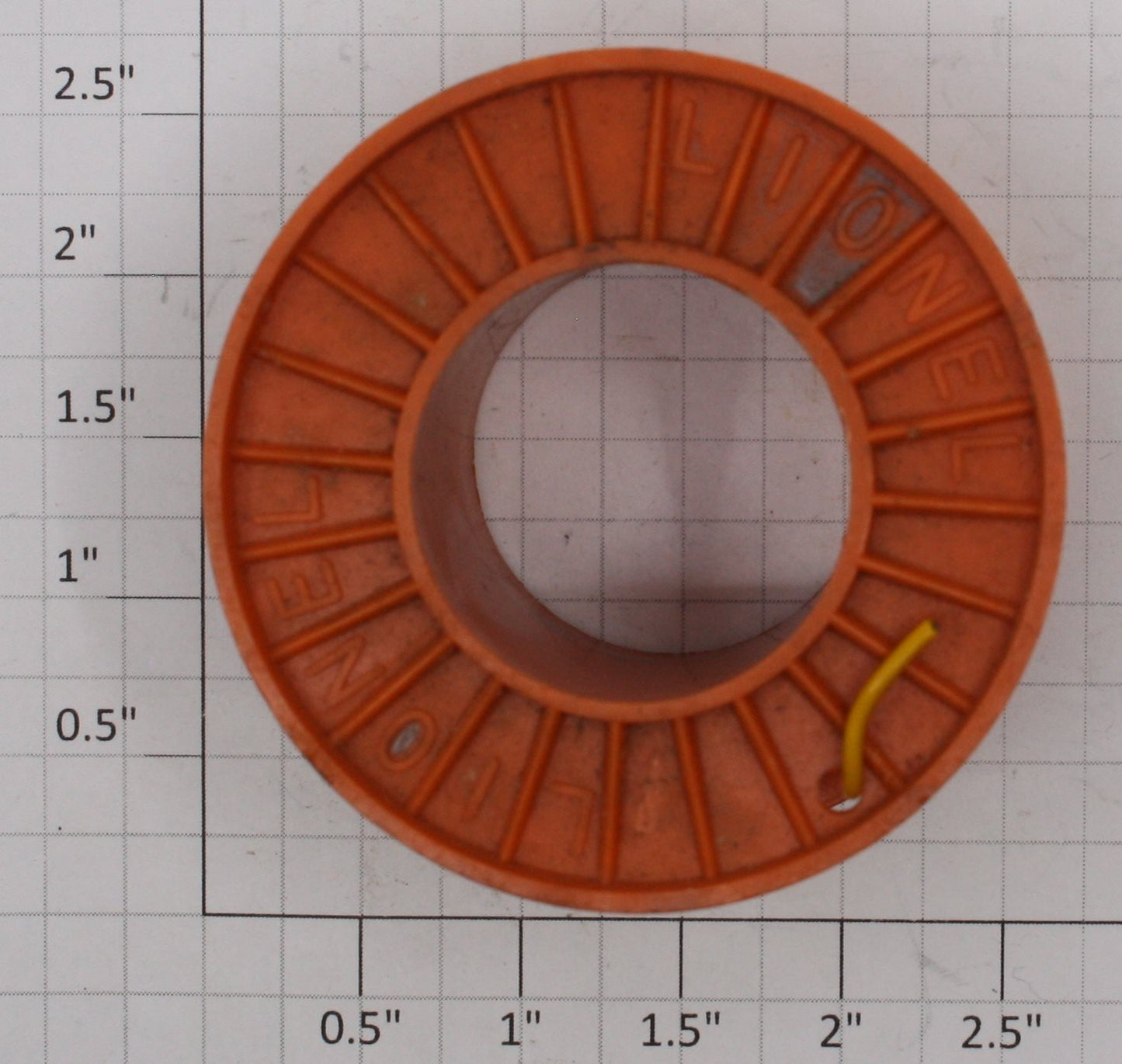 Lionel 6561-9 O Gauge Orange Cable Reel with 22 AWG Solid Yellow Wire