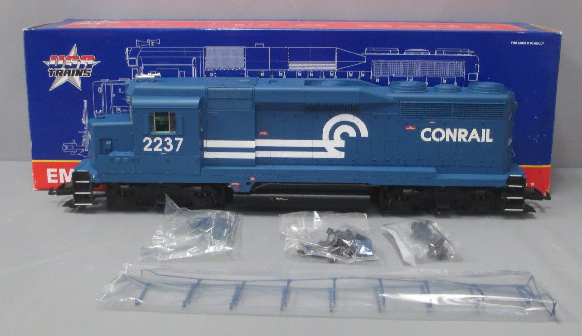 USA Trains 22455 G Gauge Conrail GP30 Powered Diesel Locomotive #2236