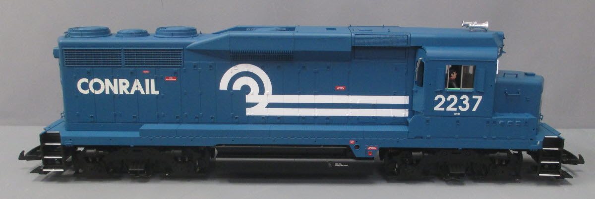 USA Trains 22455 G Gauge Conrail GP30 Powered Diesel Locomotive #2236