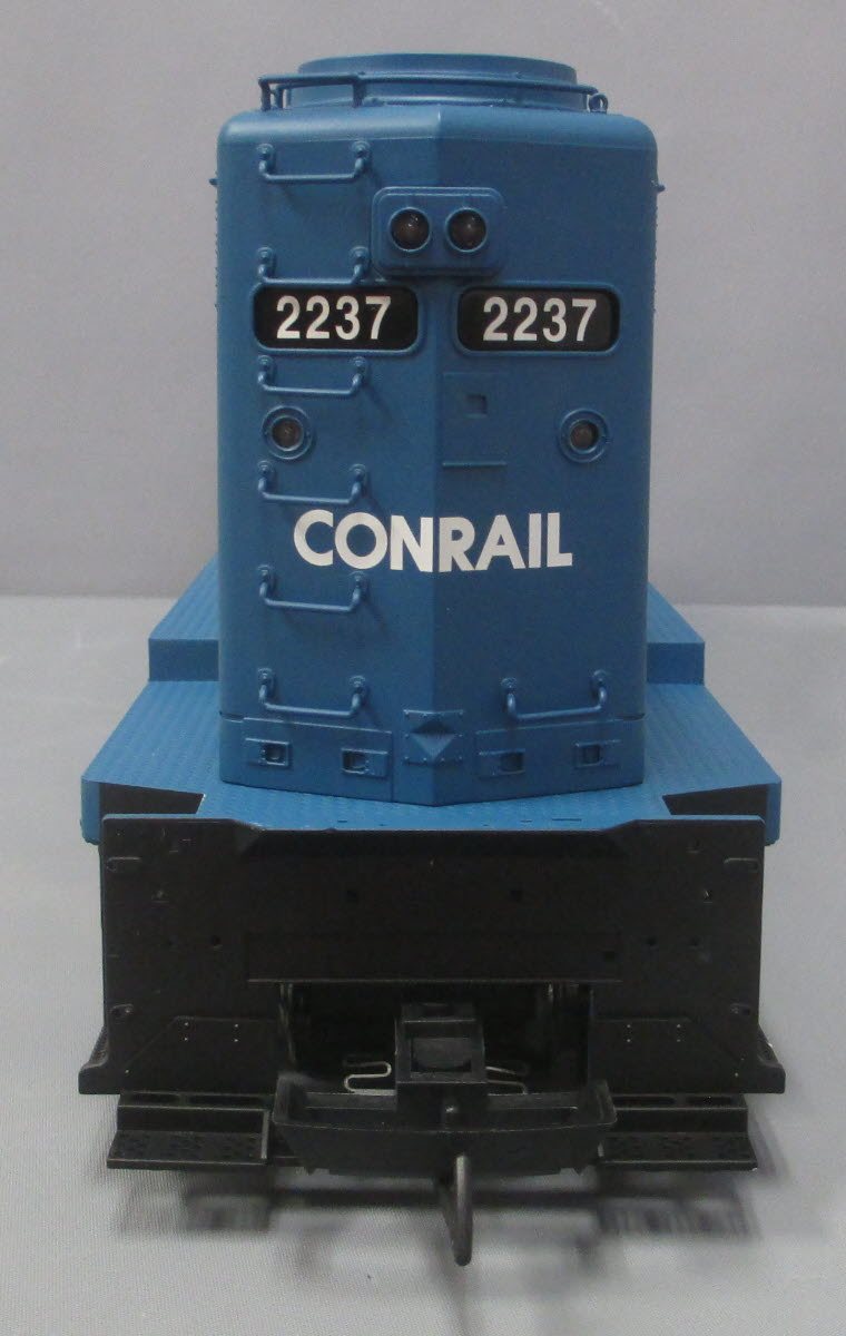 USA Trains 22455 G Gauge Conrail GP30 Powered Diesel Locomotive #2236