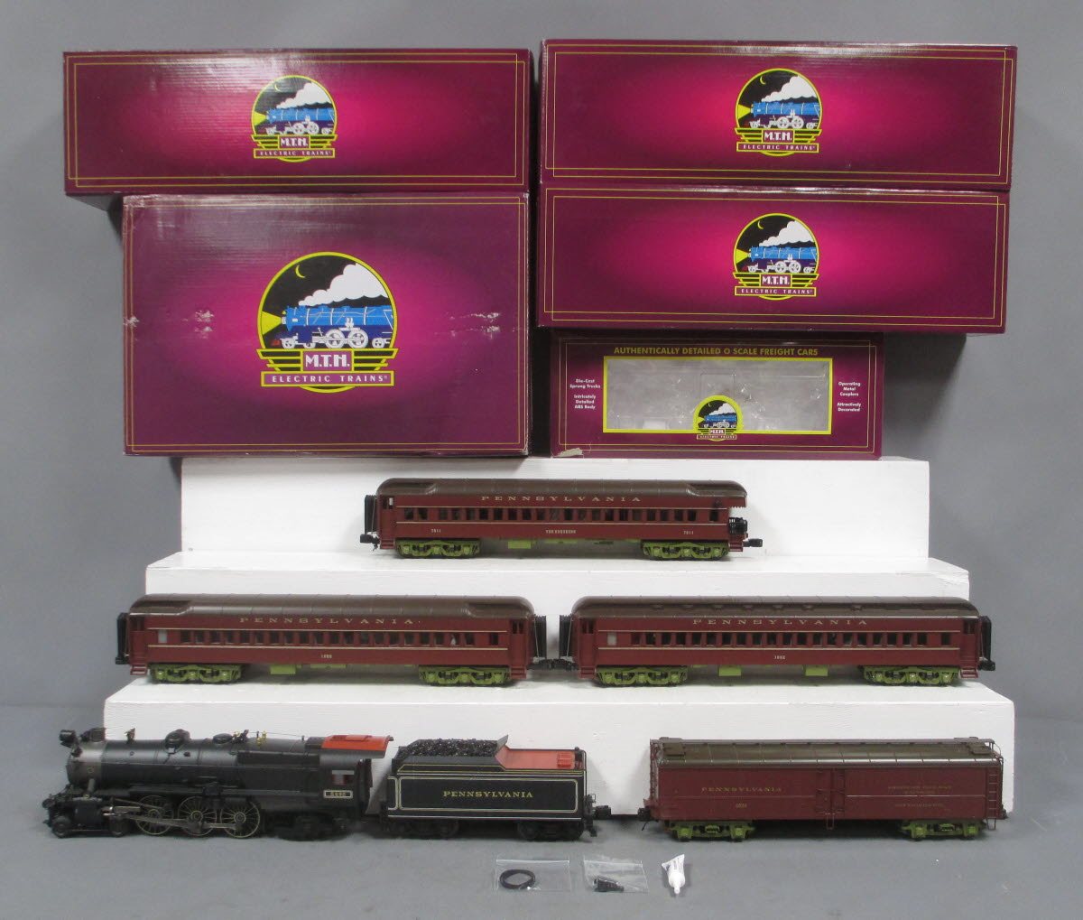 MTH 20-3467-1 O PRR 4-6-2 K4s Metropolitan Deluxe Steam Passenger Set (Set of 5)