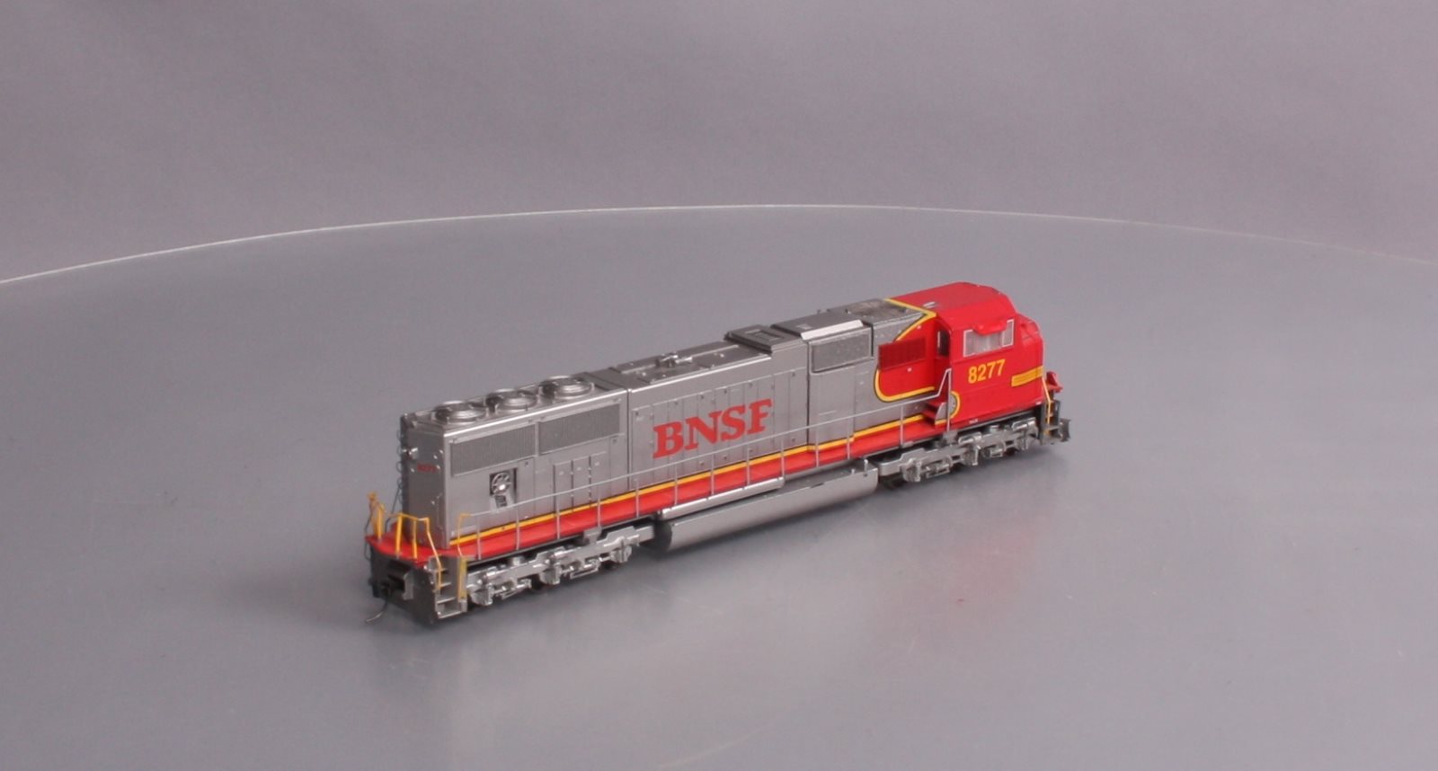 Athearn G6146 HO Scale BNSF EMD SD75I Diesel Locomotive #8277 – Trainz