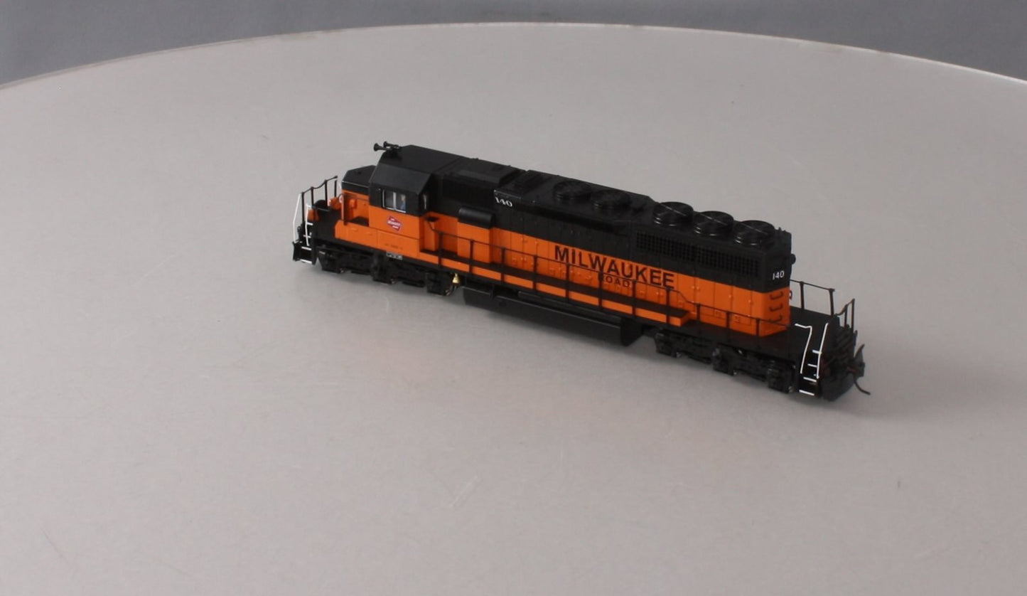 Broadway Limited 2717 HO Milwaukee EMD SD40-2 Diesel Locomotive #140 w/Paragon2