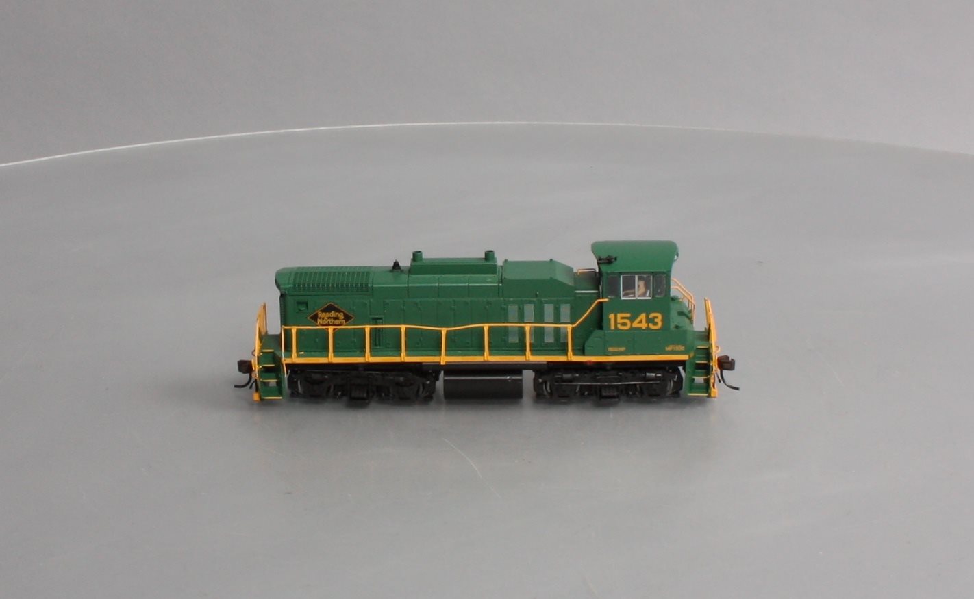 Atlas 10002815 HO Reading & Northern MP15DC Diesel Locomotive #1540