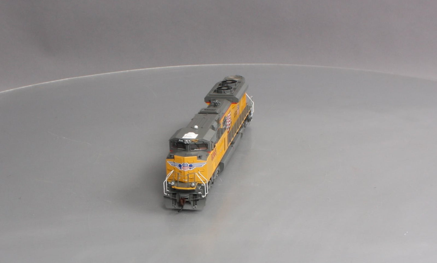 Athearn G68521 HO Union Pacific SD70ACe Diesel Locomotive #8365