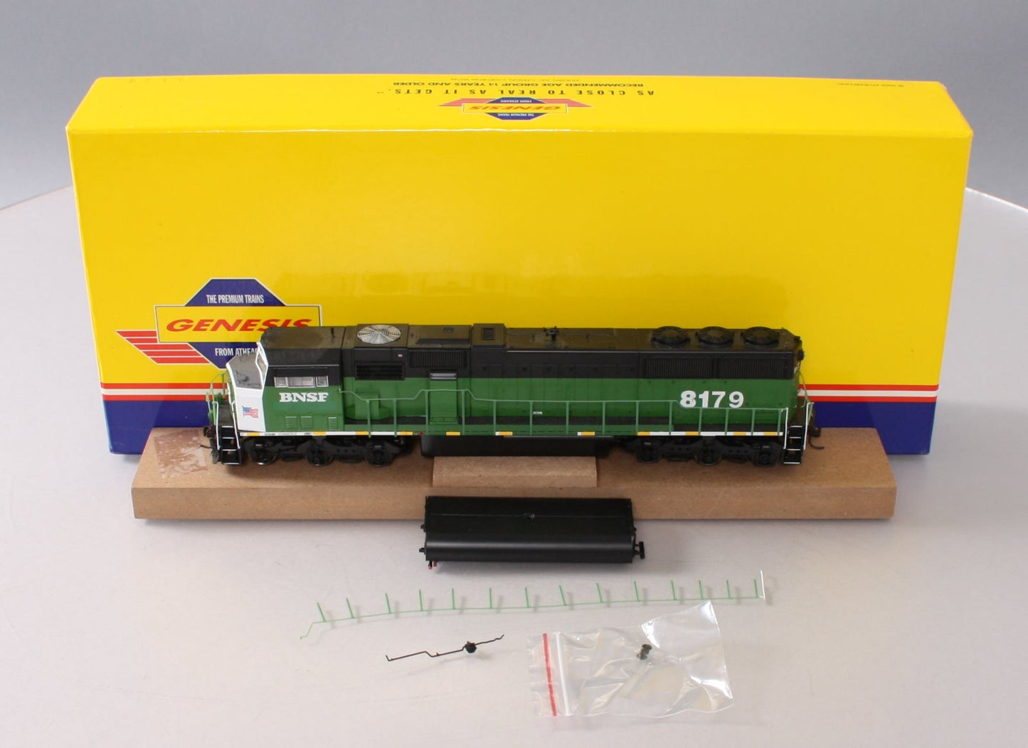 Athearn G67375 HO BN/BNSF Patch SD60M Diesel Locomotive w/DCC & Sound #8179