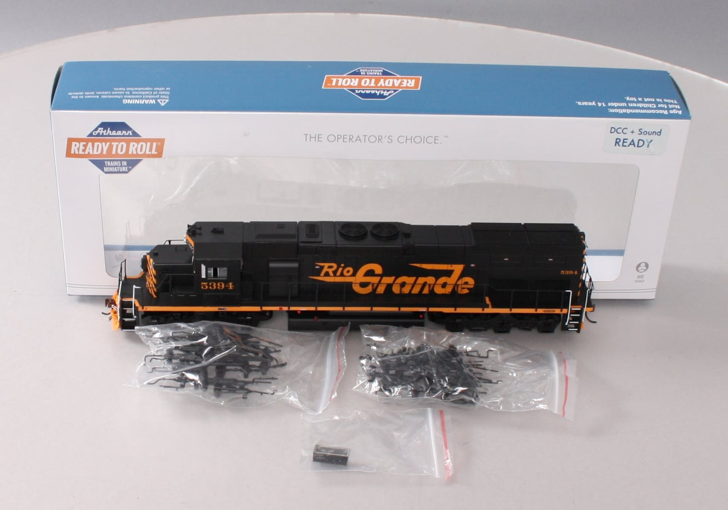 Athearn 86694 HO Denver & Rio Grande Western RTR SD40T-2 Diesel Locomotive #5394