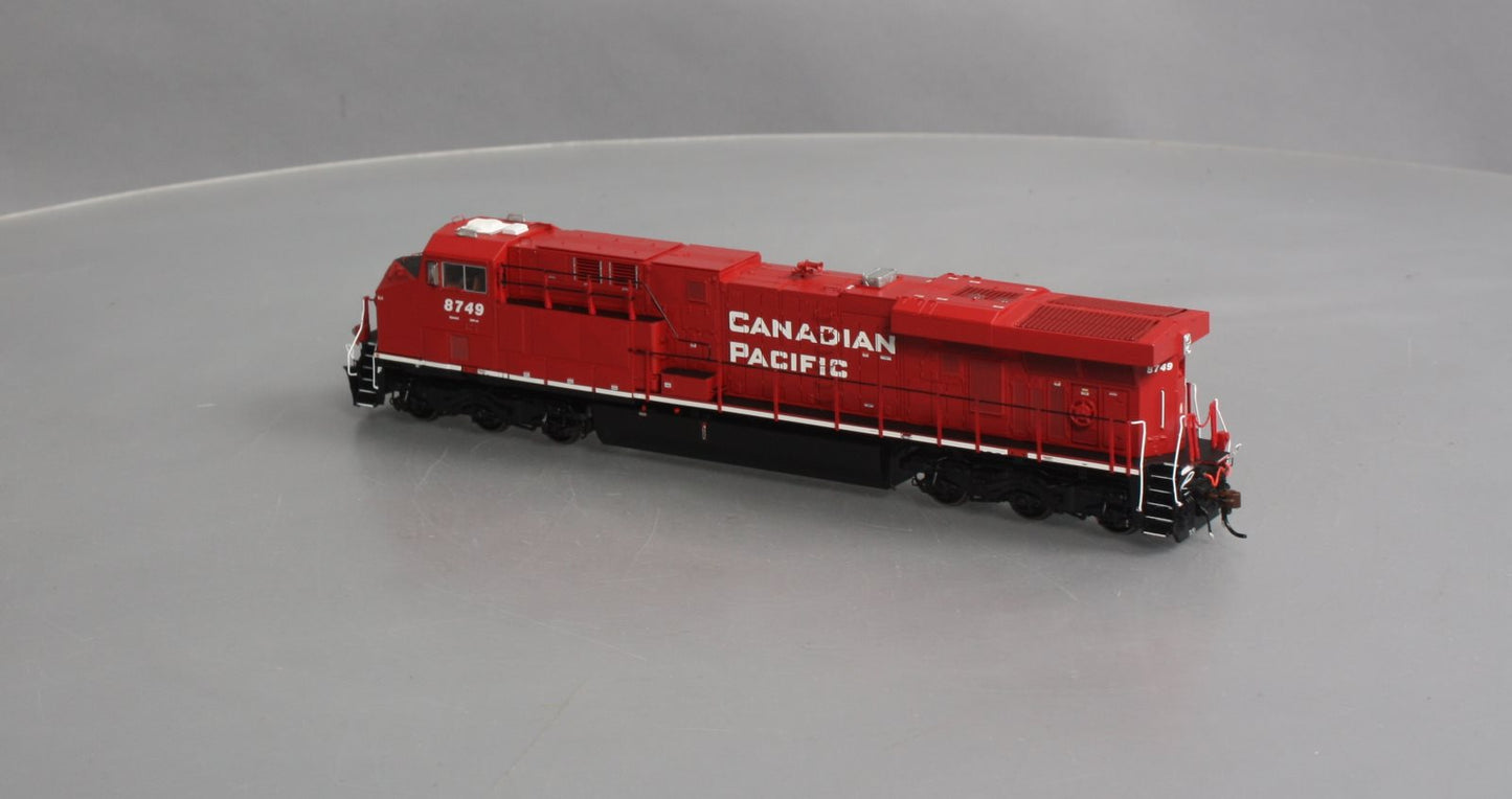 Athearn G69733 HO Scale Canadian Pacific ES44AC Diesel Locomotive #8749